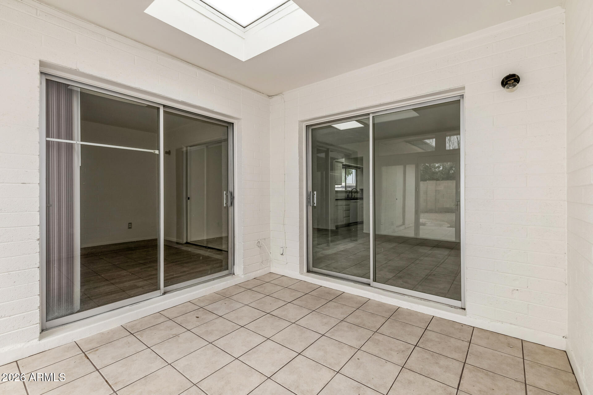 1976 E DEL SUR Drive