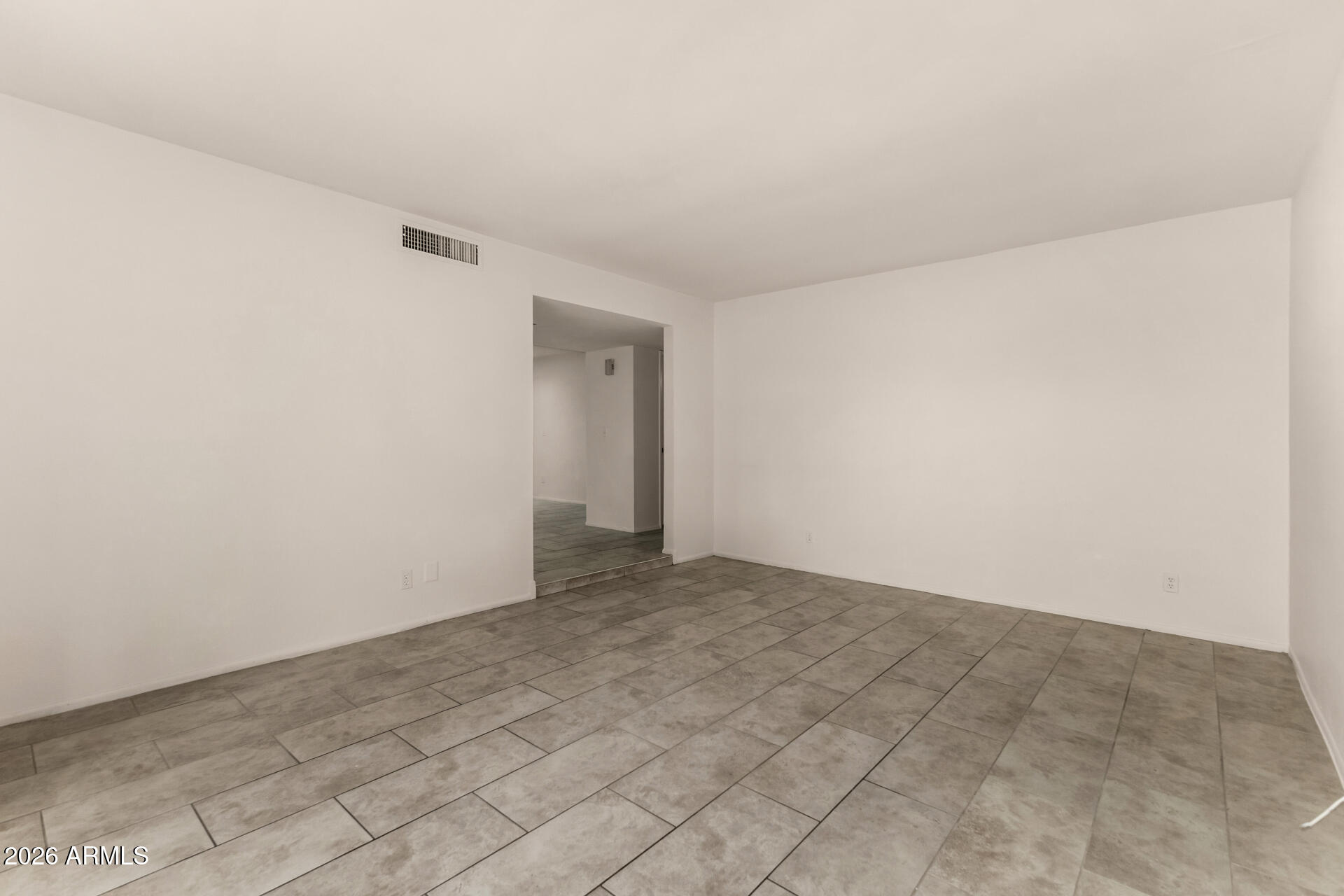 1976 E DEL SUR Drive