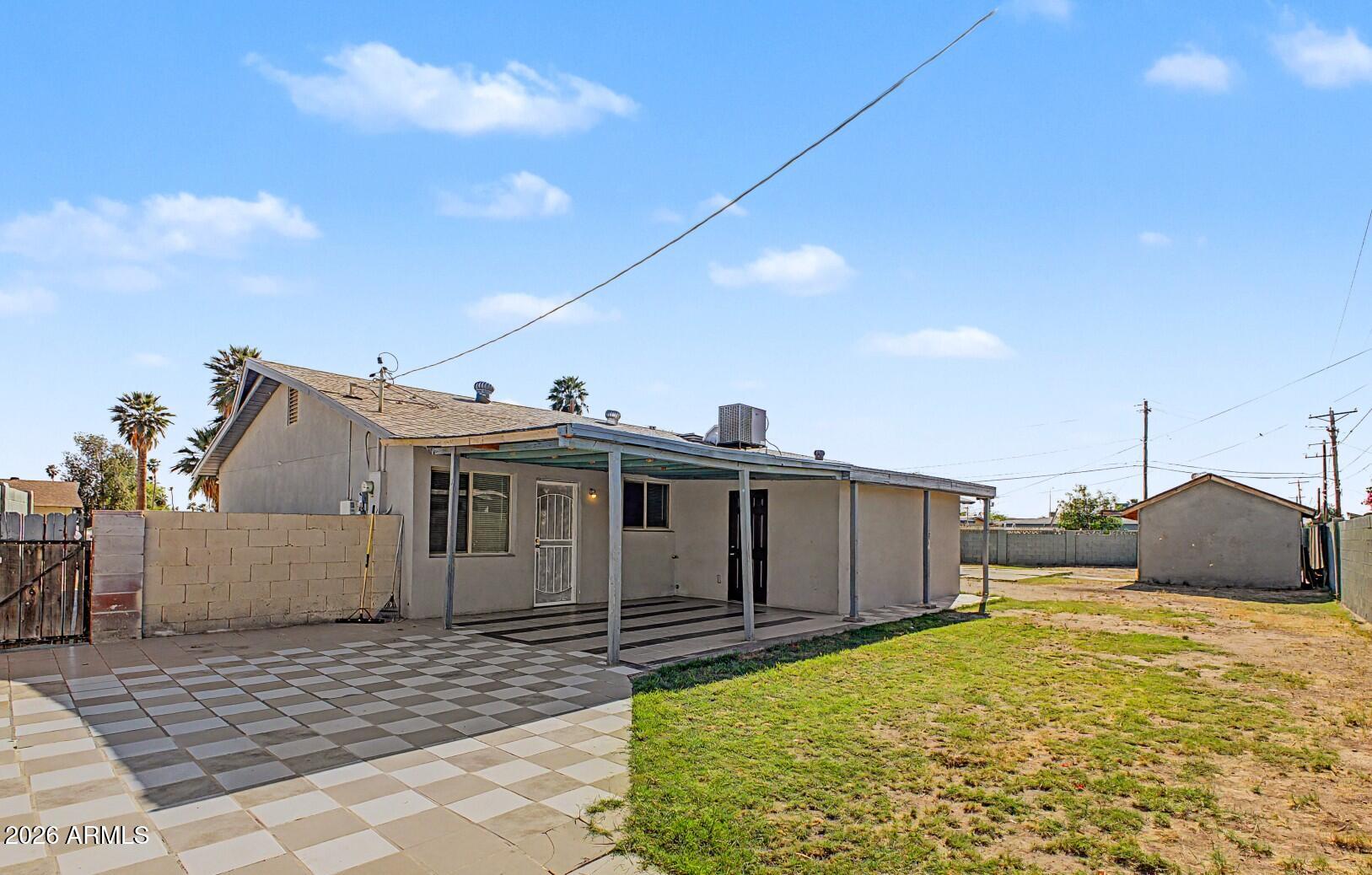 5216 W MULBERRY Drive