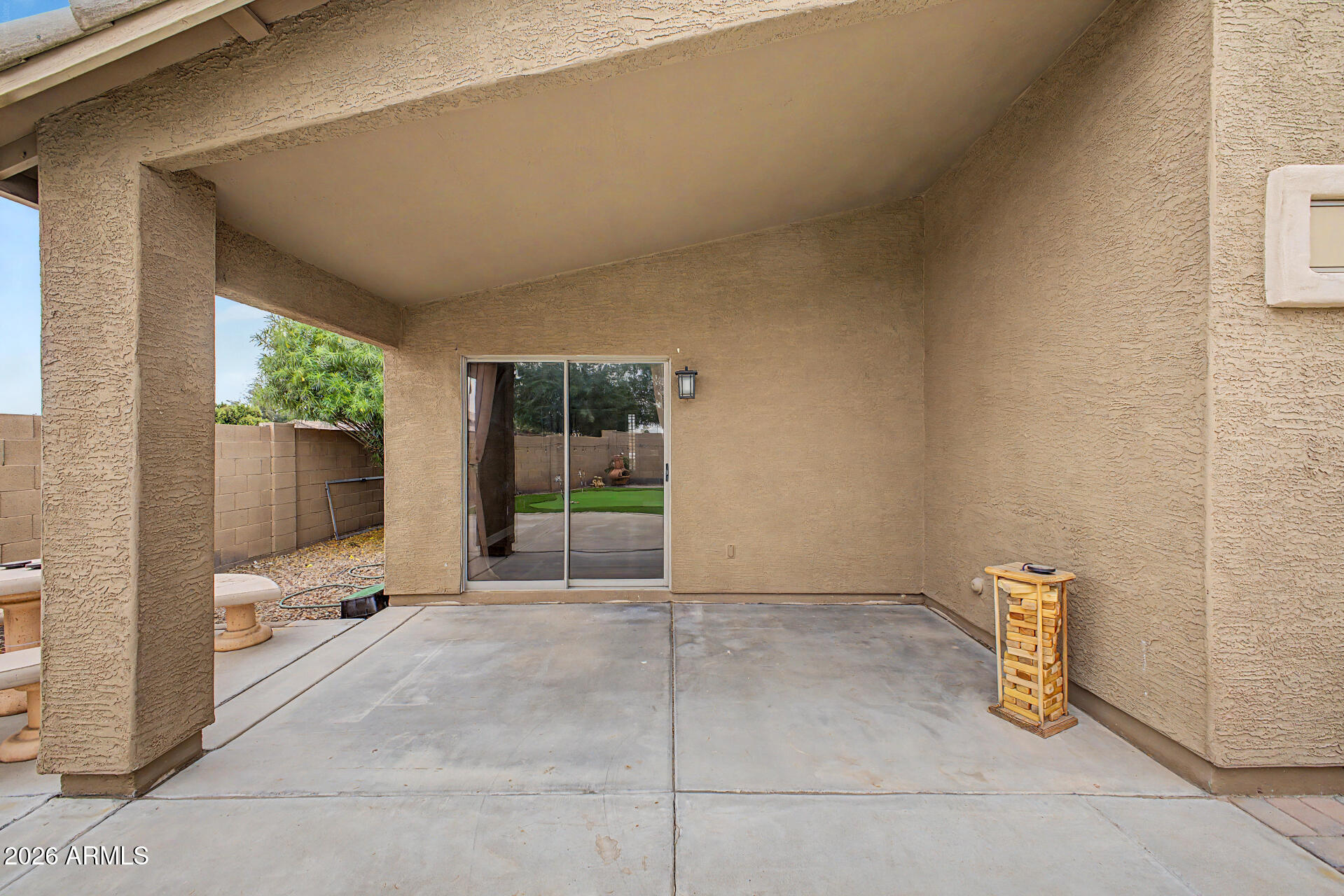 3303 E WOODSIDE Way