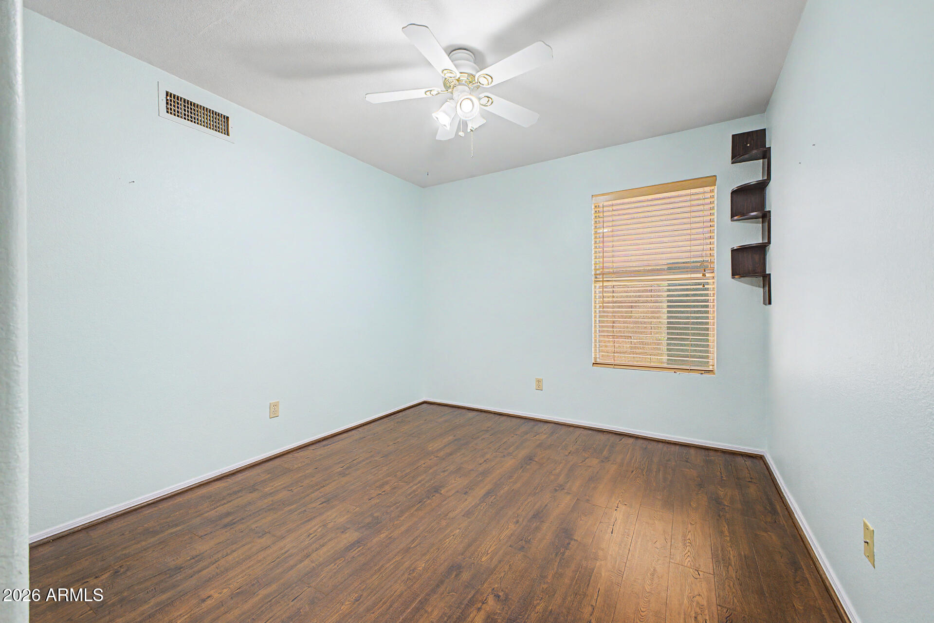 1241 W BUTLER Drive