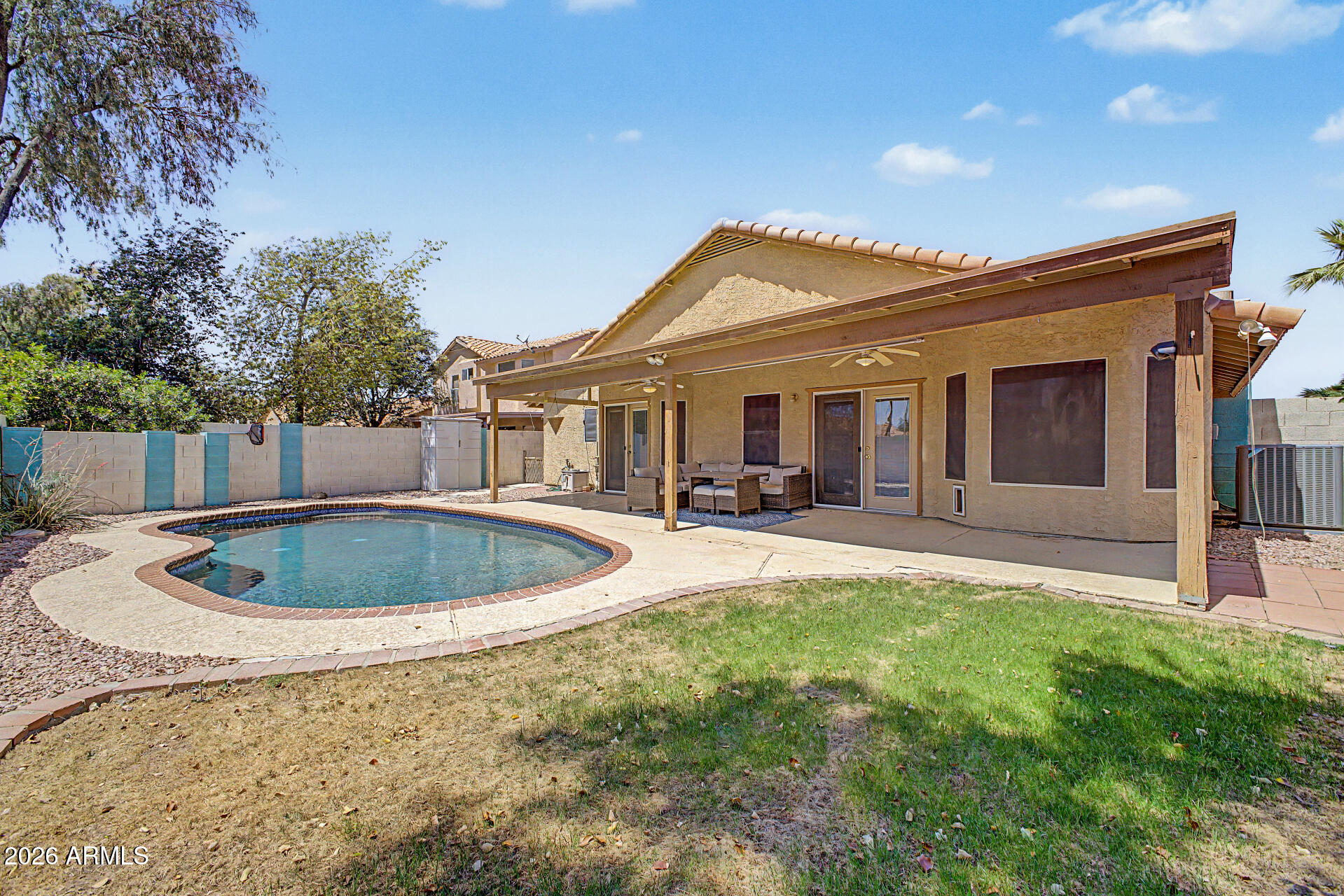 1241 W BUTLER Drive
