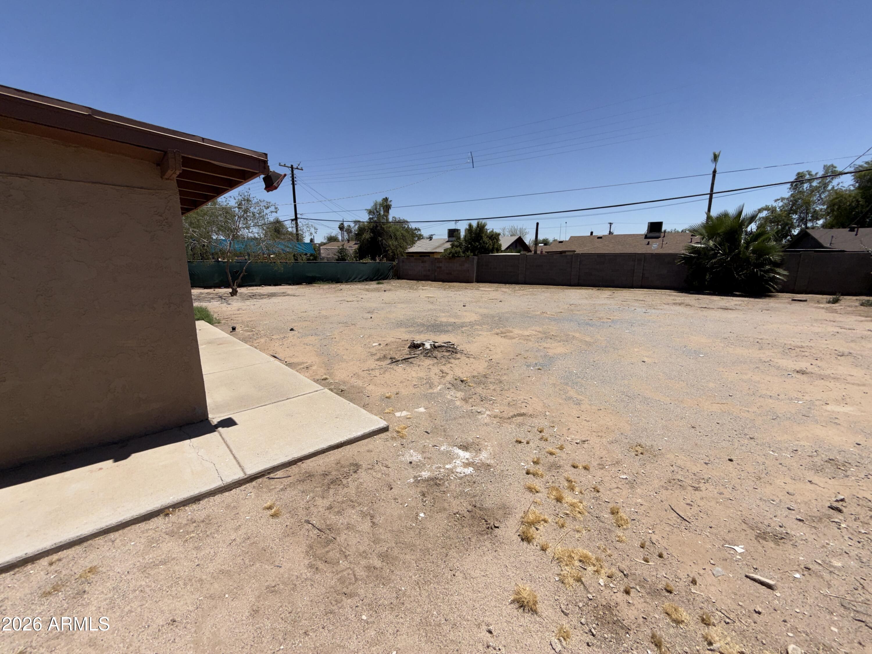 5929 W MULBERRY Drive