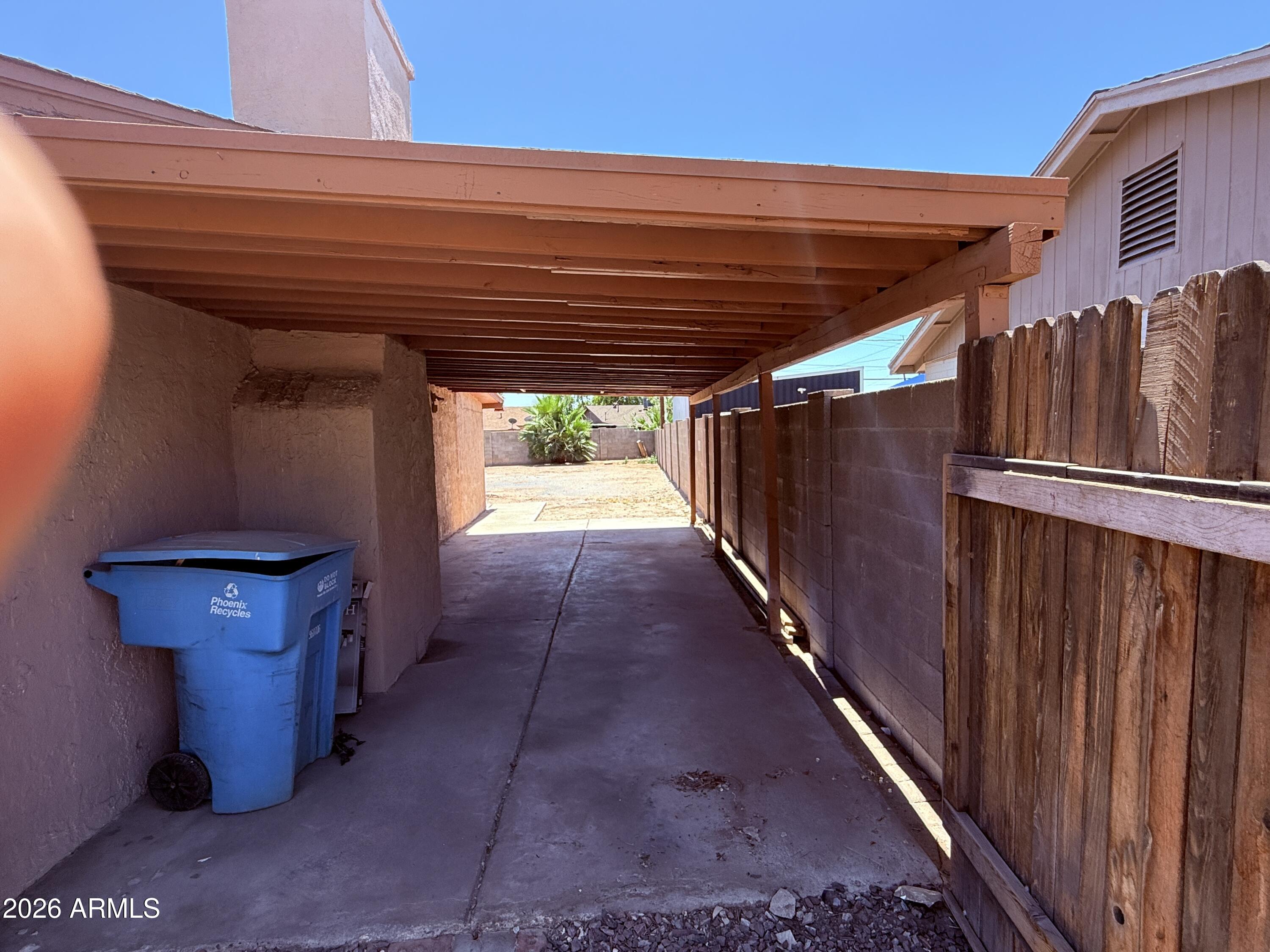 5929 W MULBERRY Drive