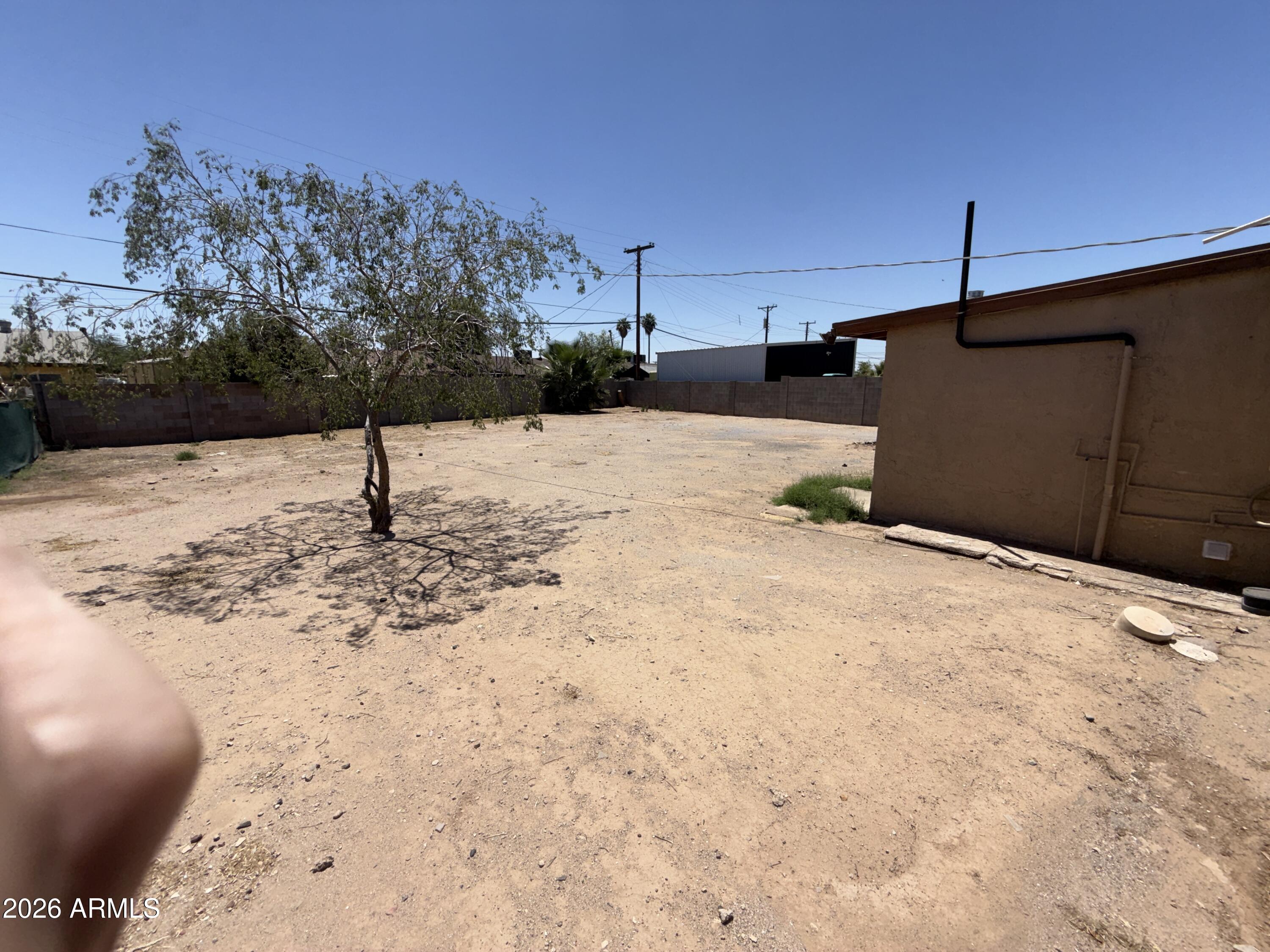 5929 W MULBERRY Drive