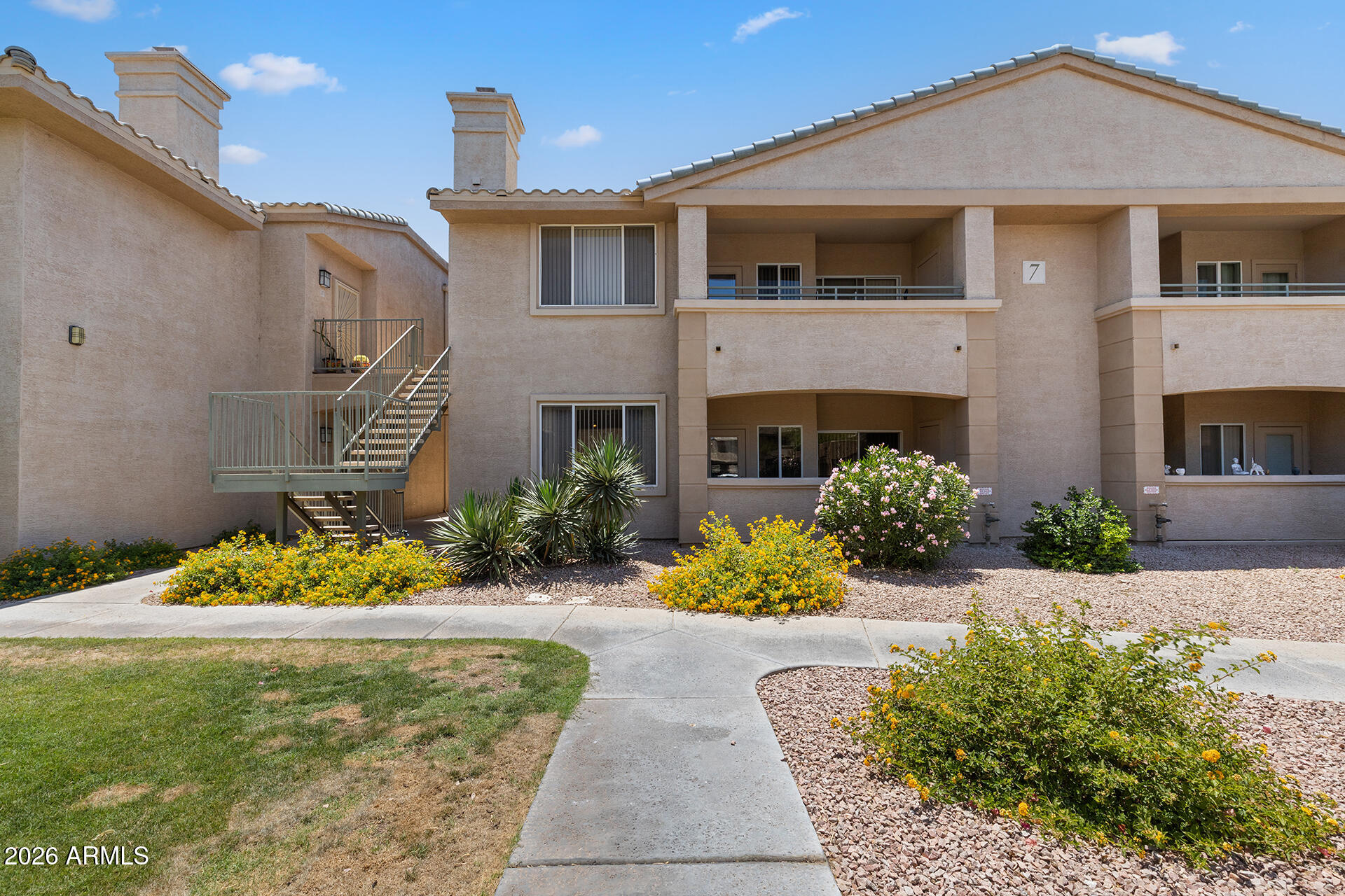 16013 S DESERT FOOTHILLS Parkway 1038