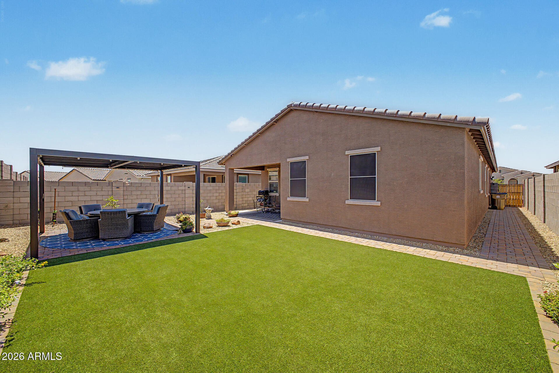 17329 W DESERT SAGE Drive