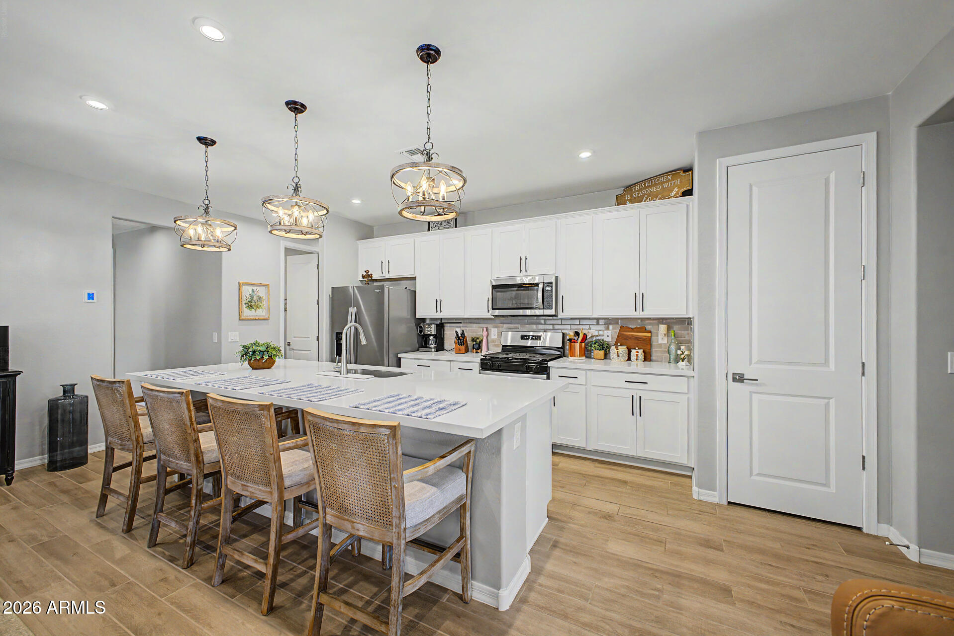 17329 W DESERT SAGE Drive