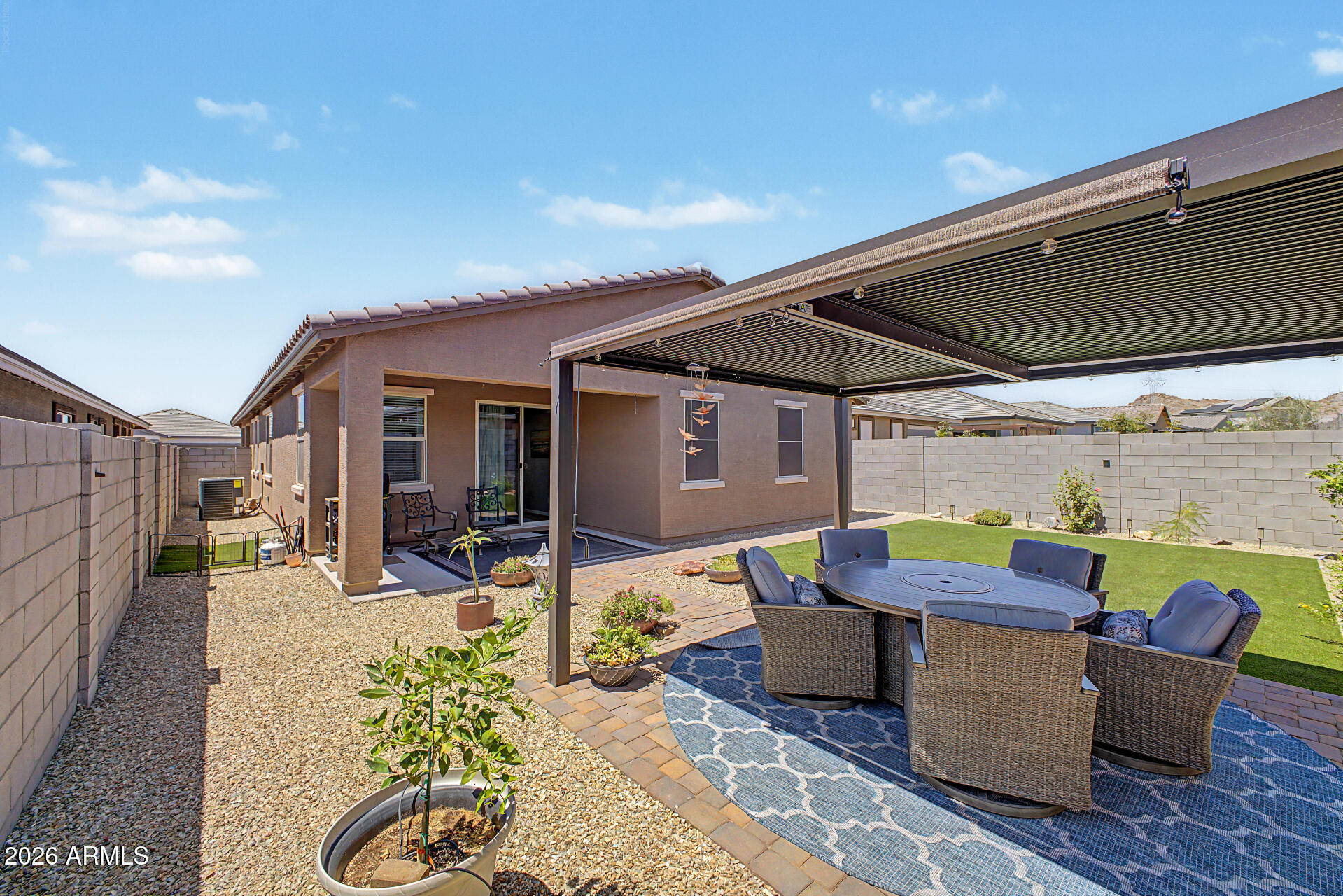 17329 W DESERT SAGE Drive