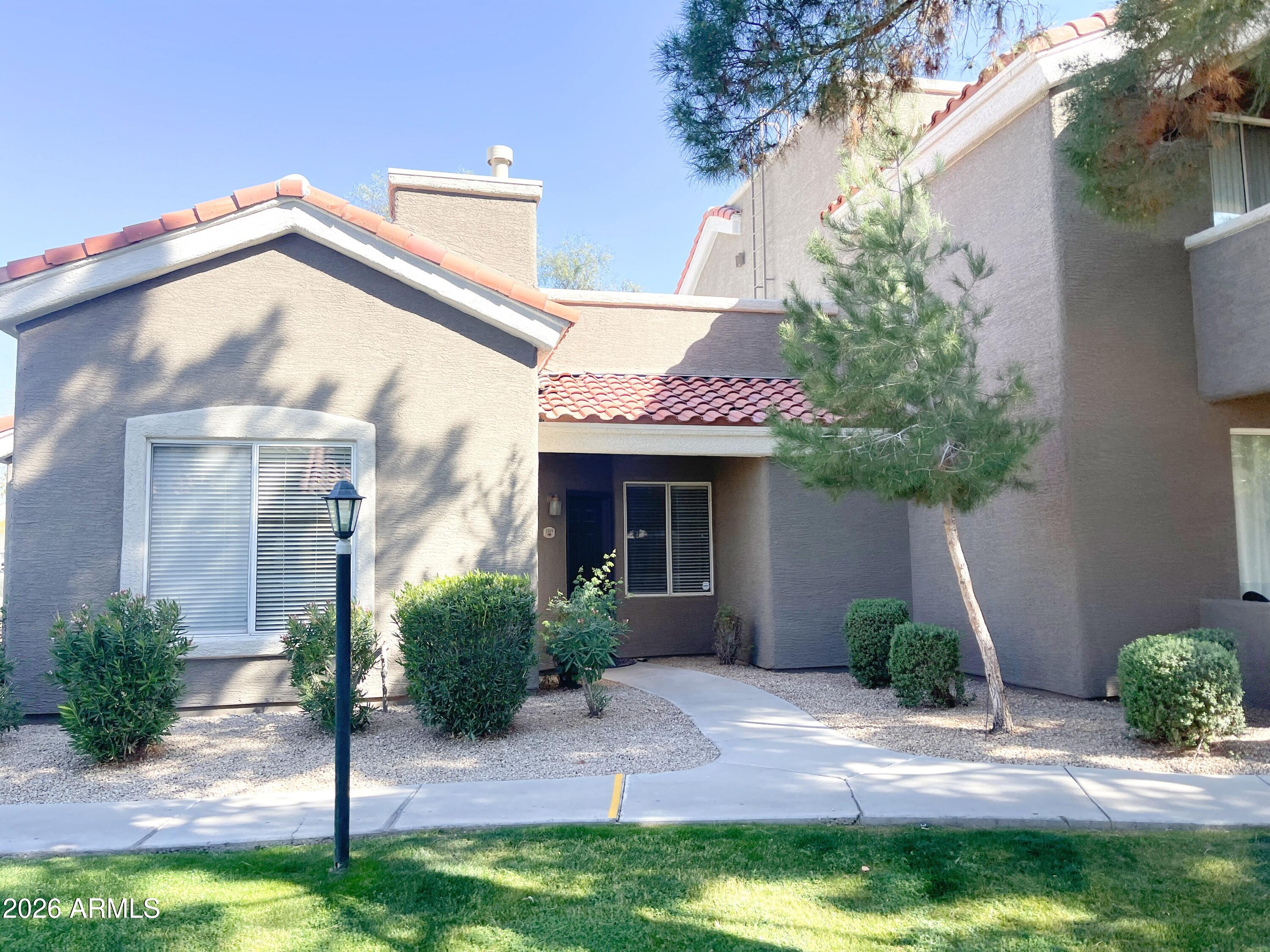 2929 W Yorkshire Drive Unit 1019