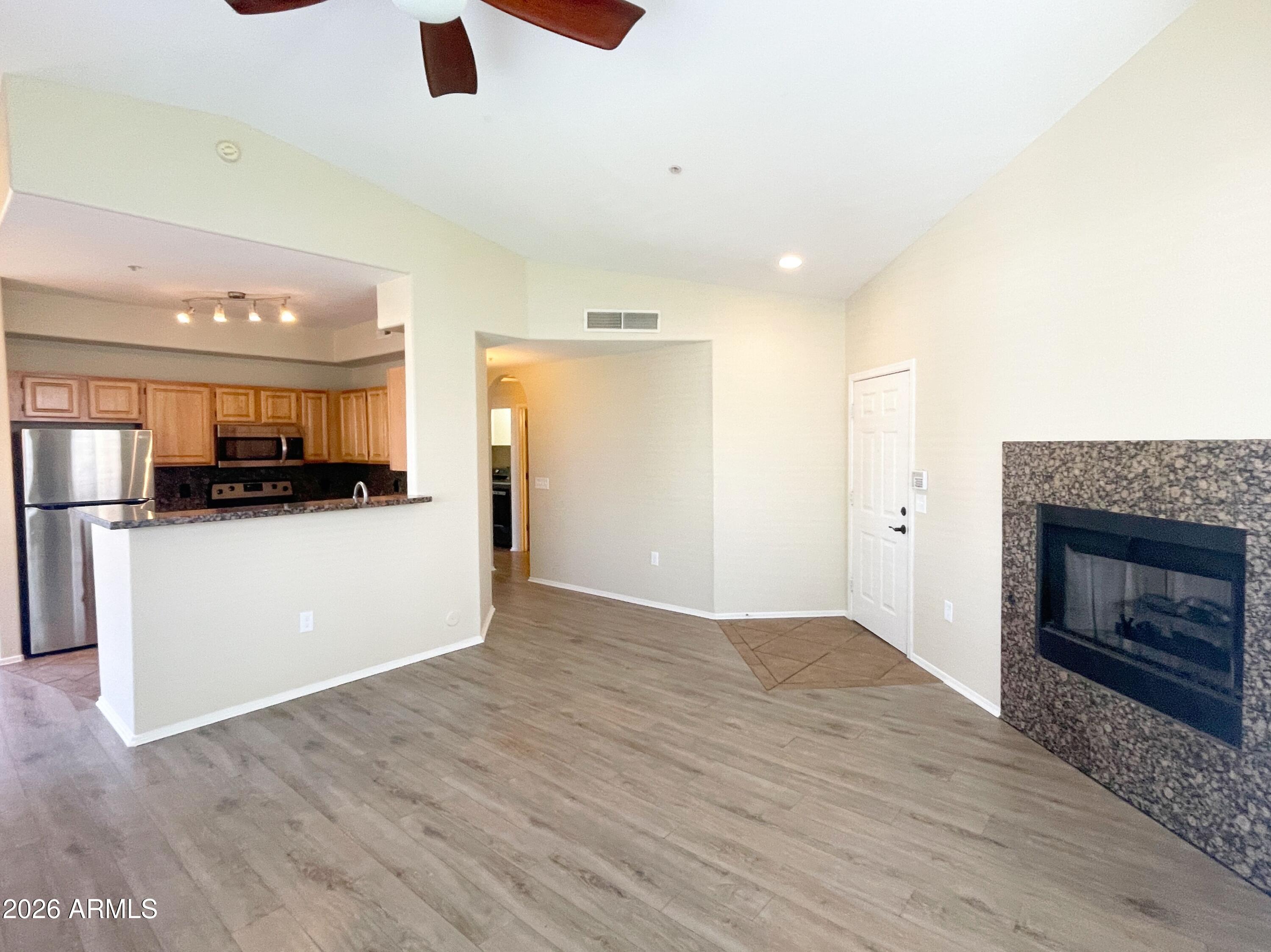 2929 W Yorkshire Drive Unit 1019
