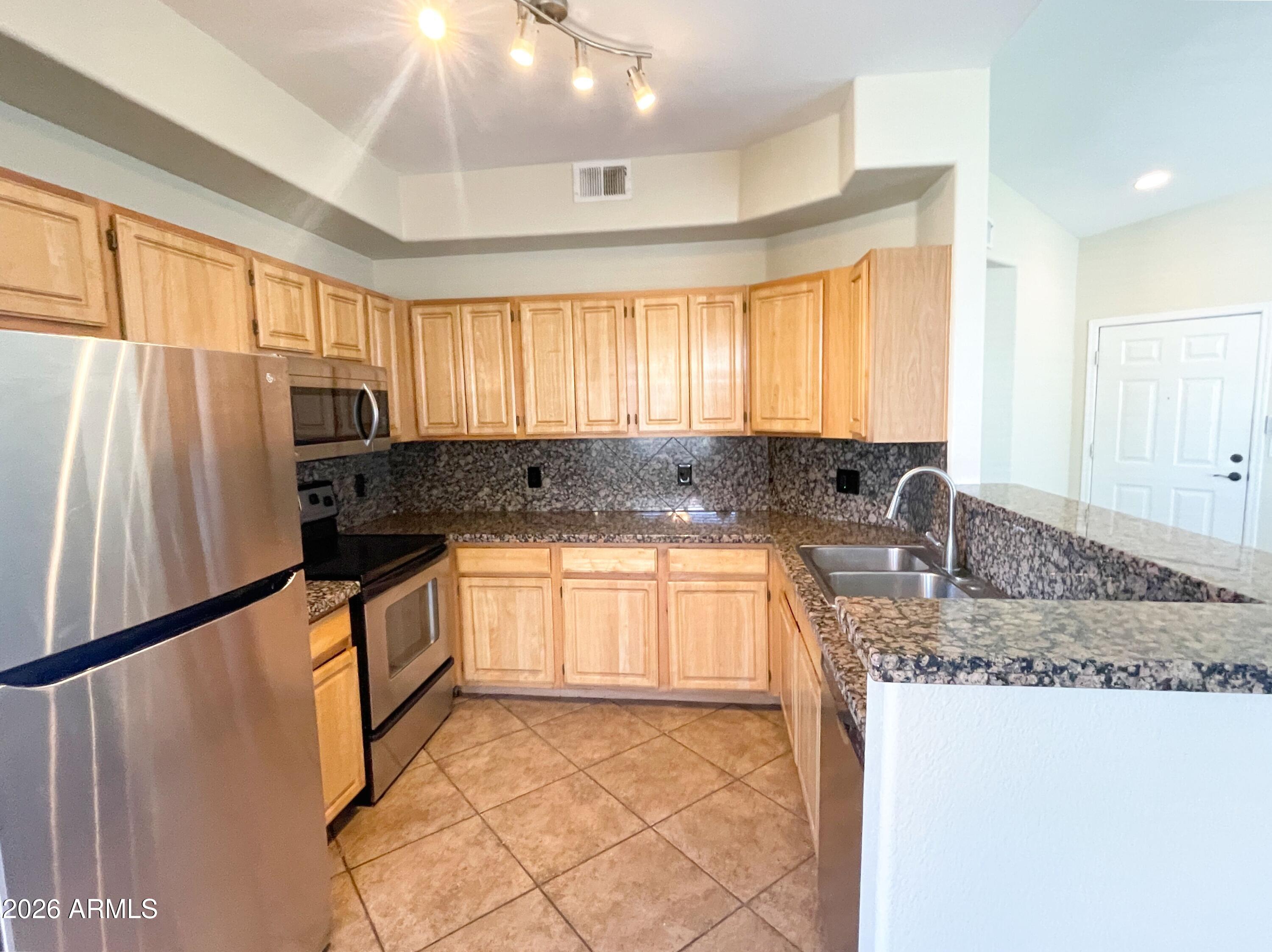 2929 W Yorkshire Drive Unit 1019