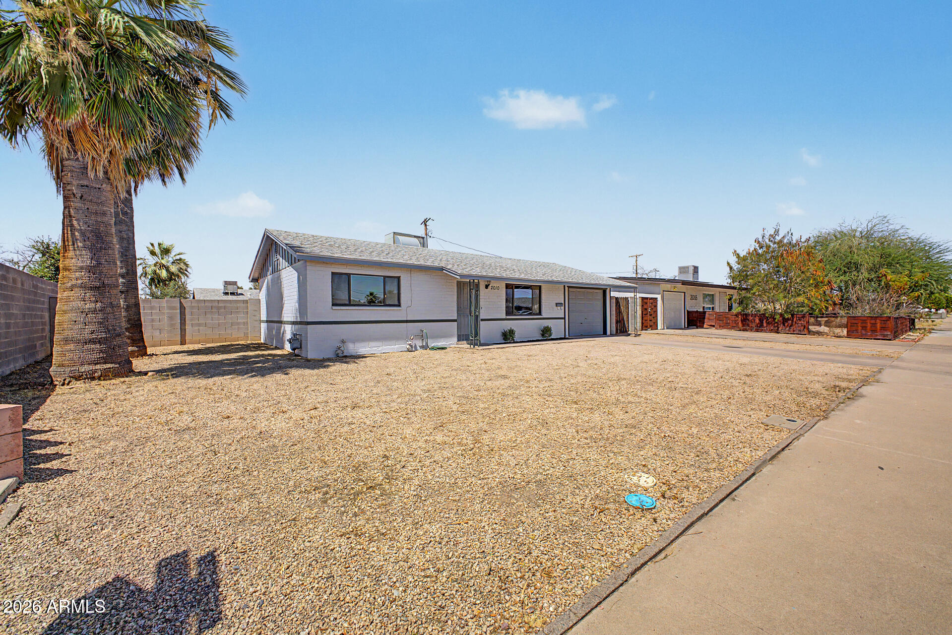 2010 E BALSAM Avenue
