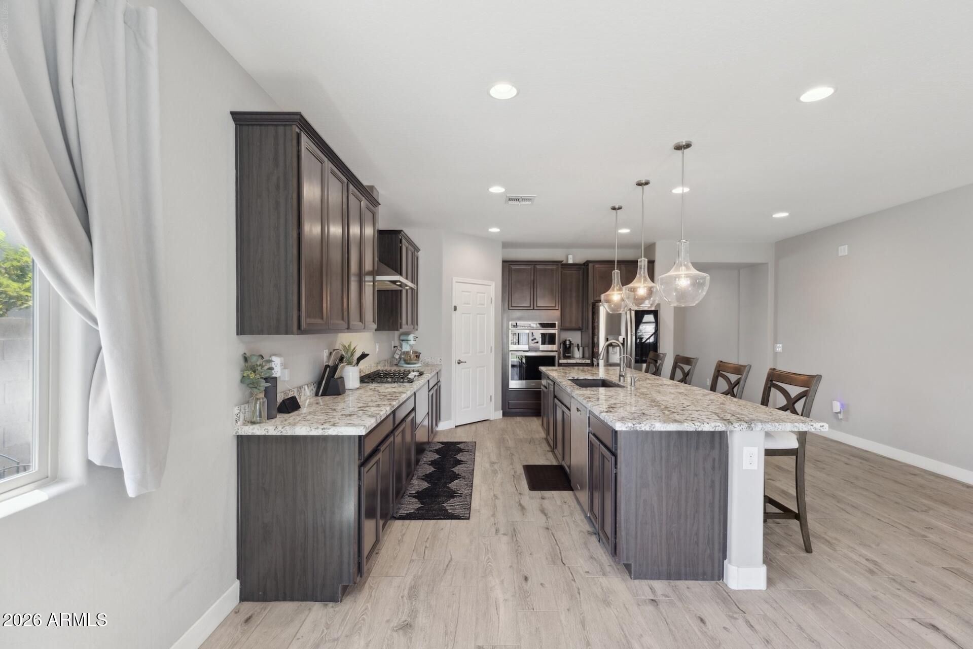 2741 S GORDON