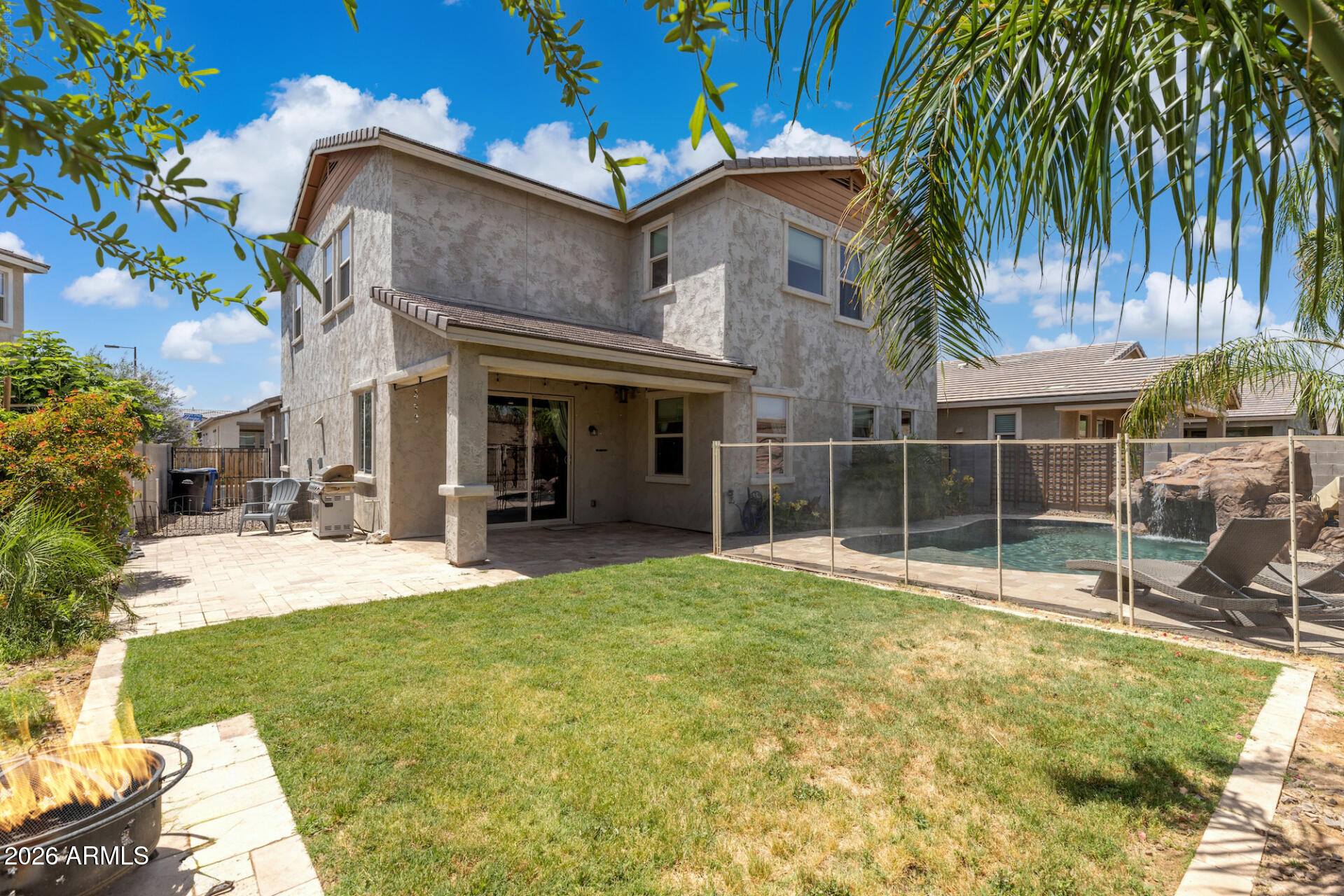 2741 S GORDON