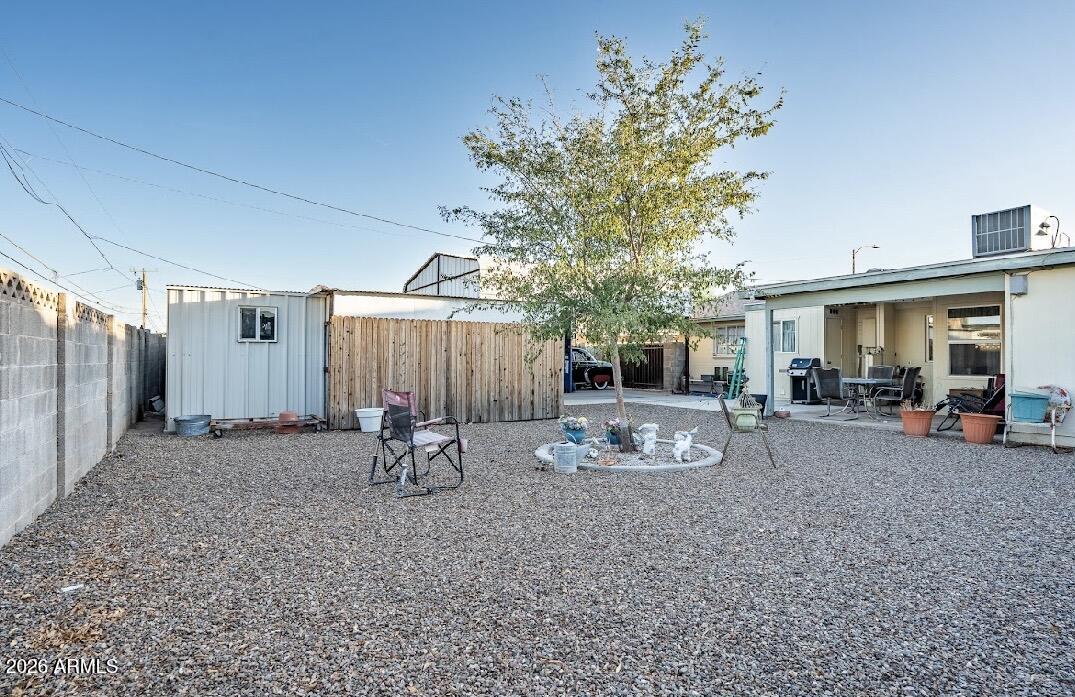 16643 N 17TH Place