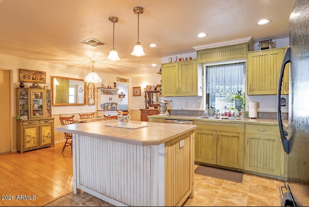 16643 N 17TH Place