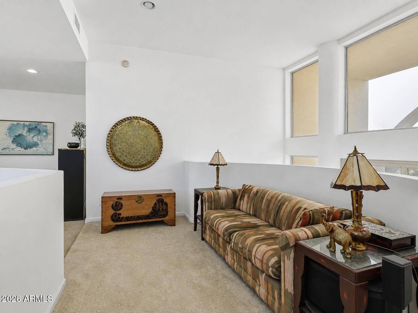 3307 E KACHINA Drive