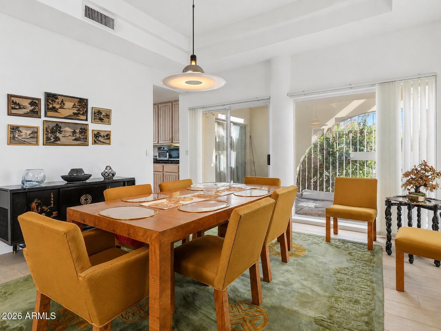 3307 E KACHINA Drive