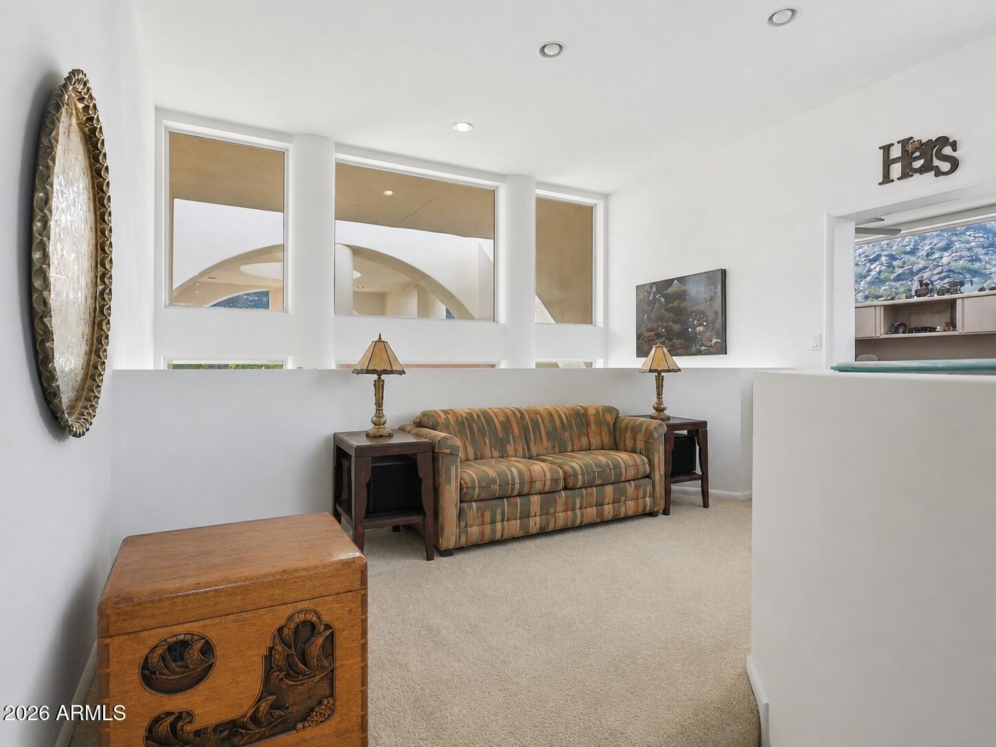 3307 E KACHINA Drive