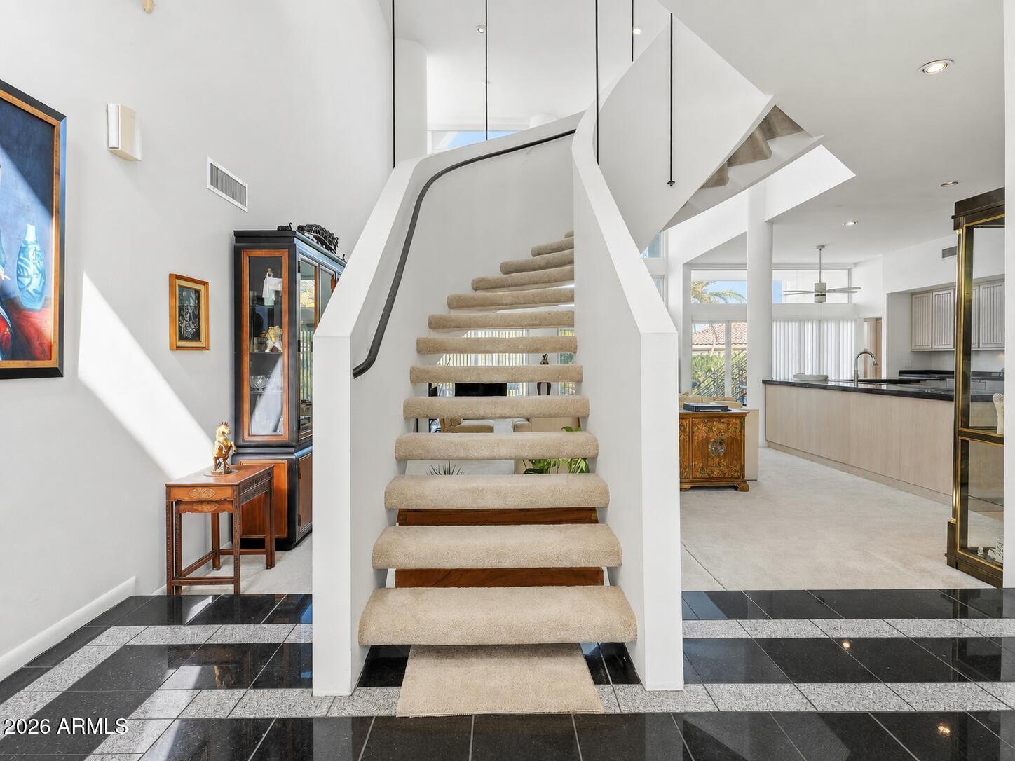 3307 E KACHINA Drive