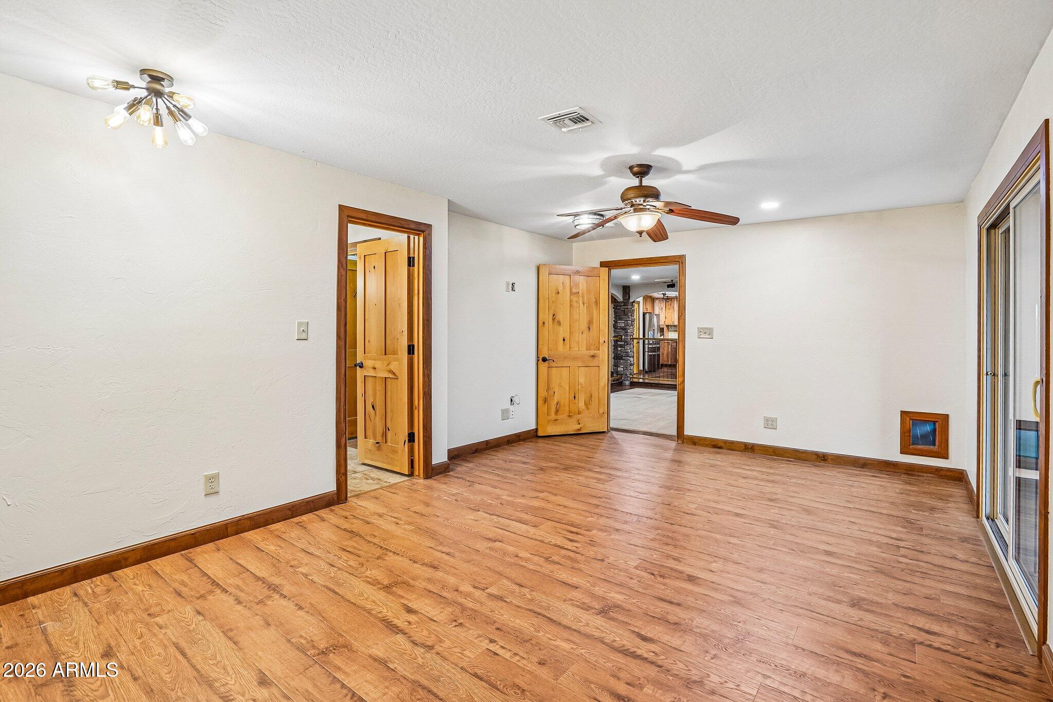 12103 S TOMI Drive