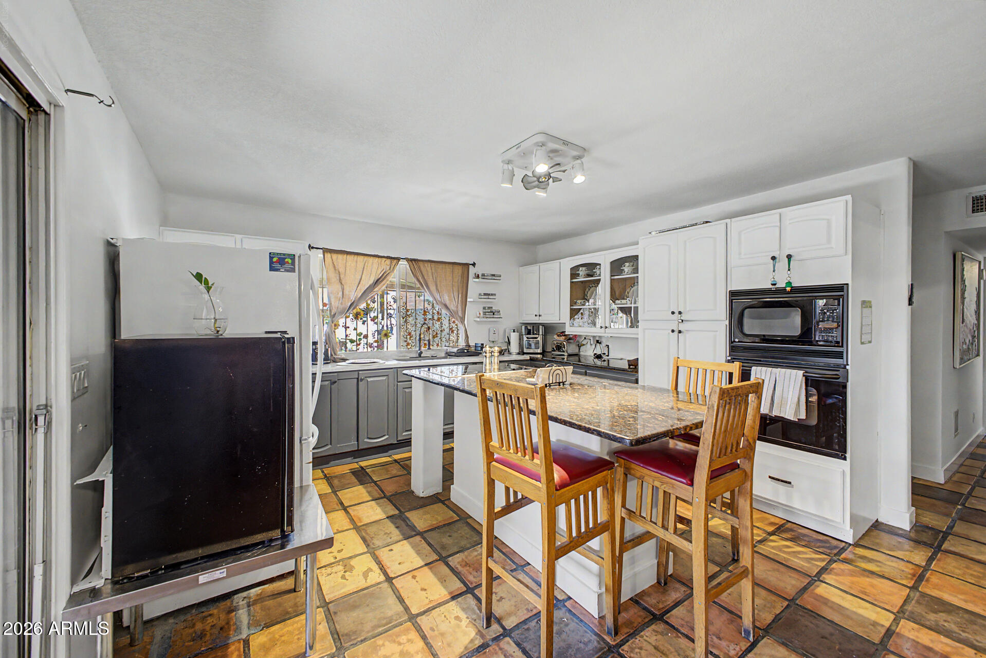 3602 N 64TH Drive