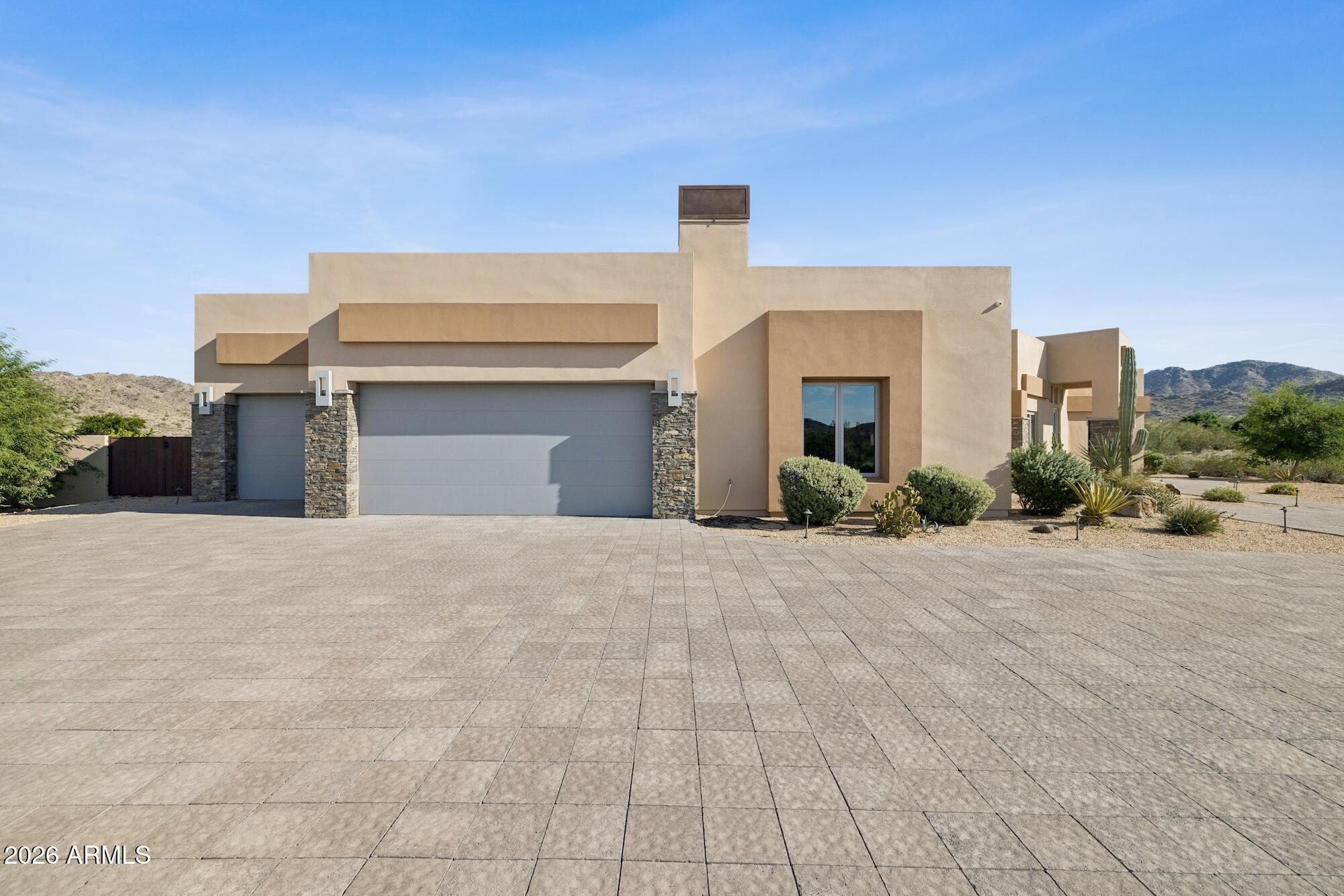 8827 S SANTA ELIZABETH Drive