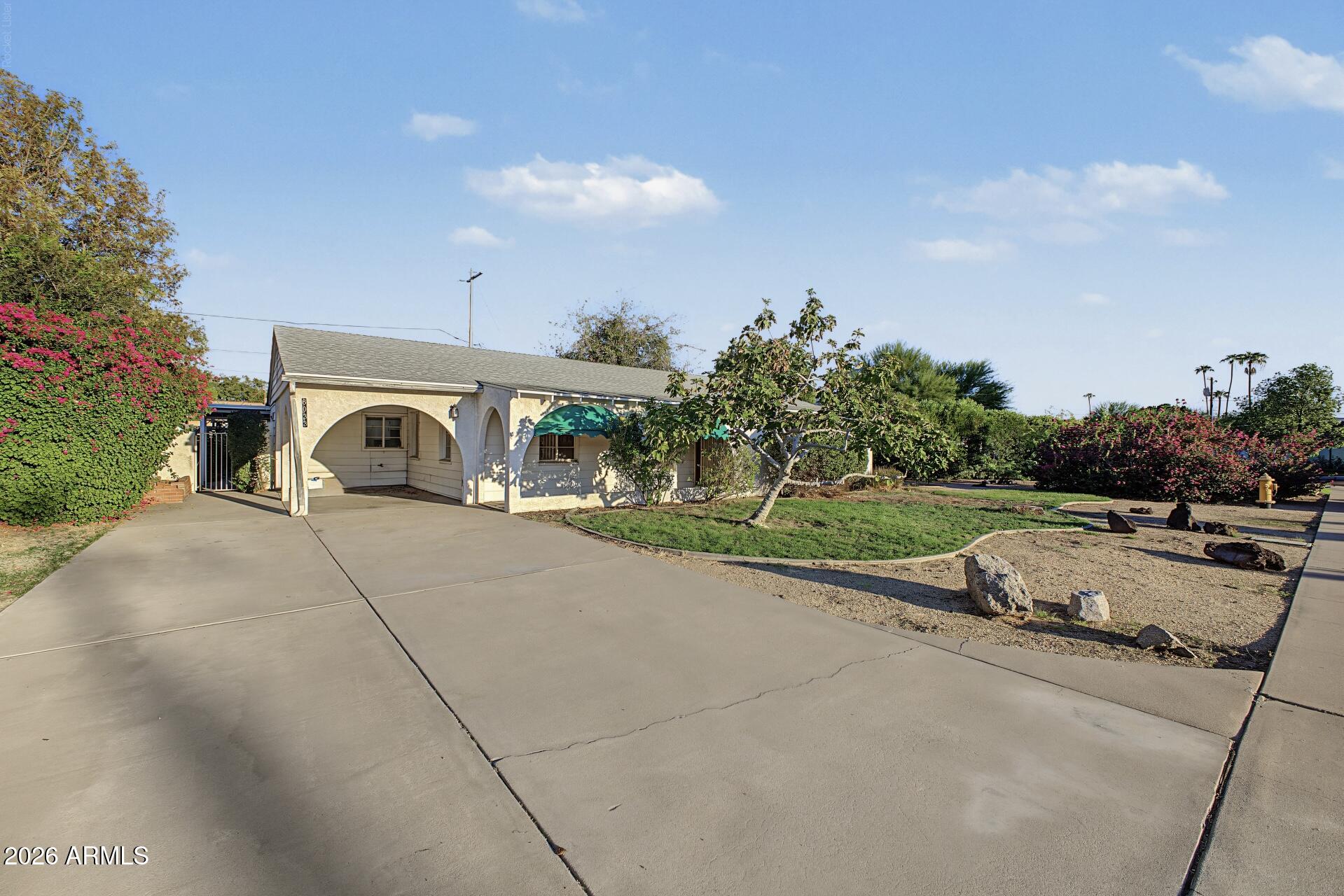 6033 N 8th Street Phoenix AZ