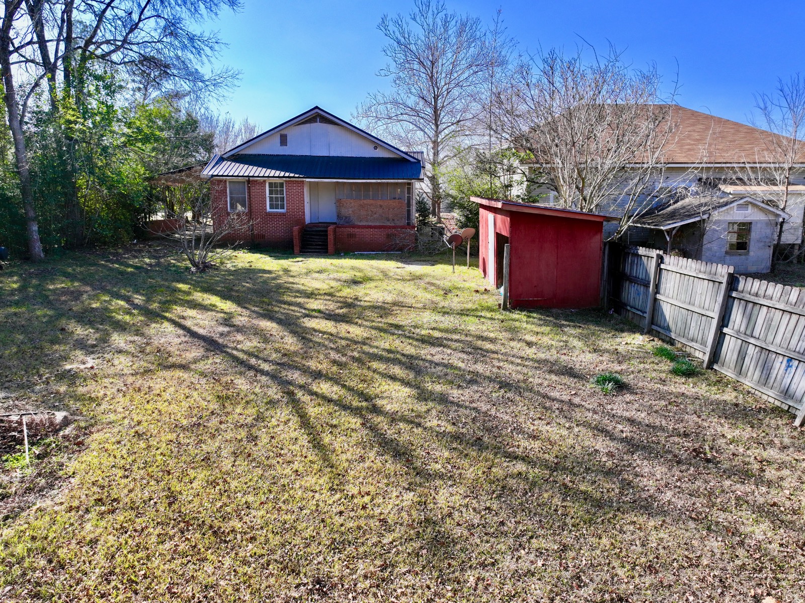 520 Oak Grove Street