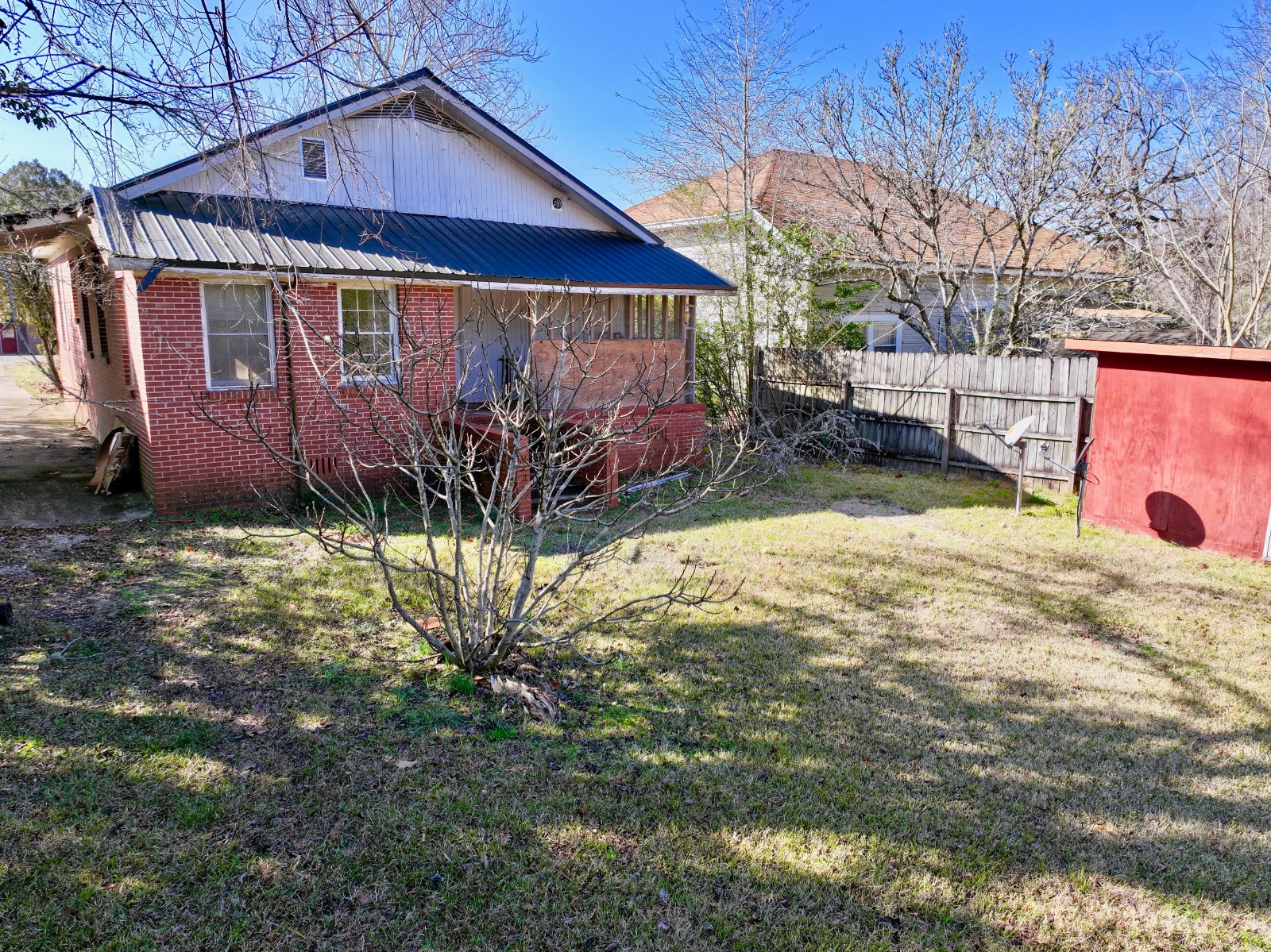 520 Oak Grove Street
