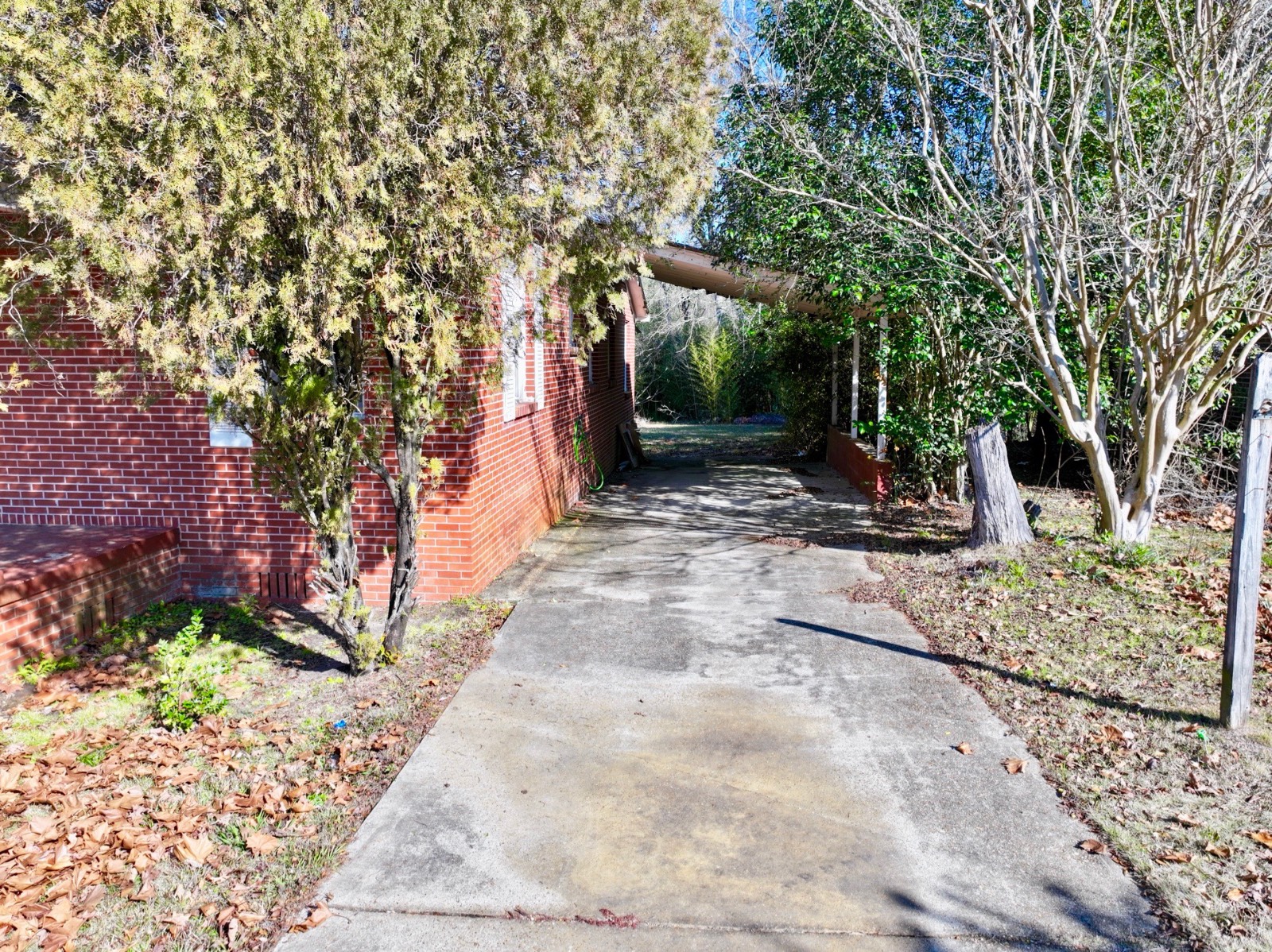 520 Oak Grove Street