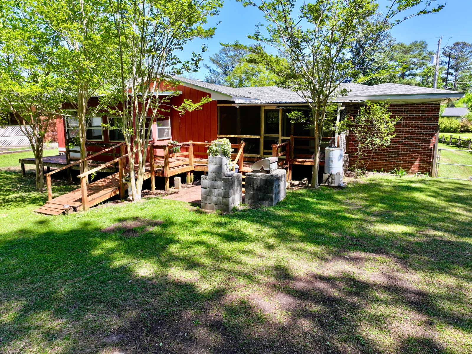 1351 Meadowbrook Lane