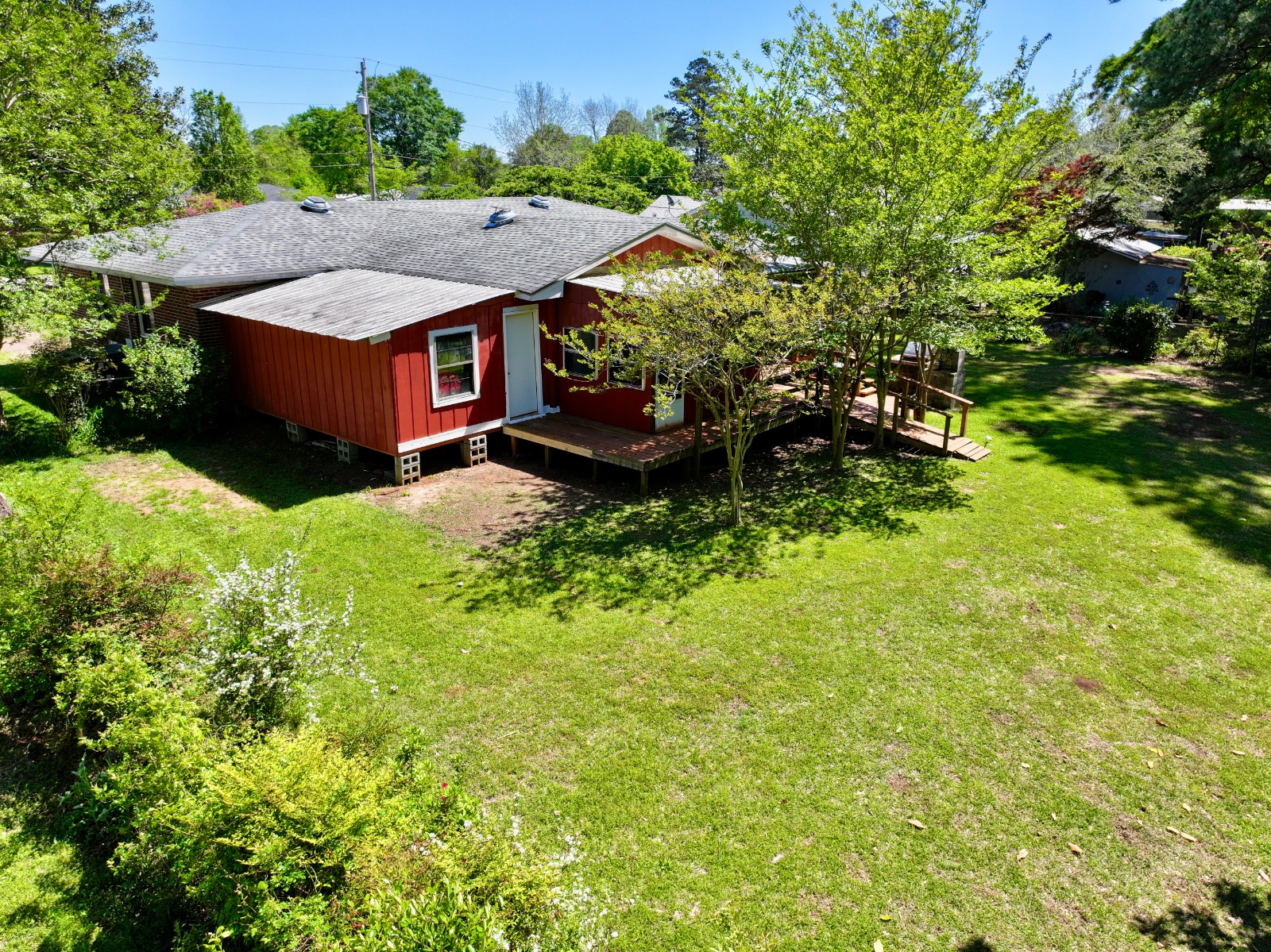 1351 Meadowbrook Lane