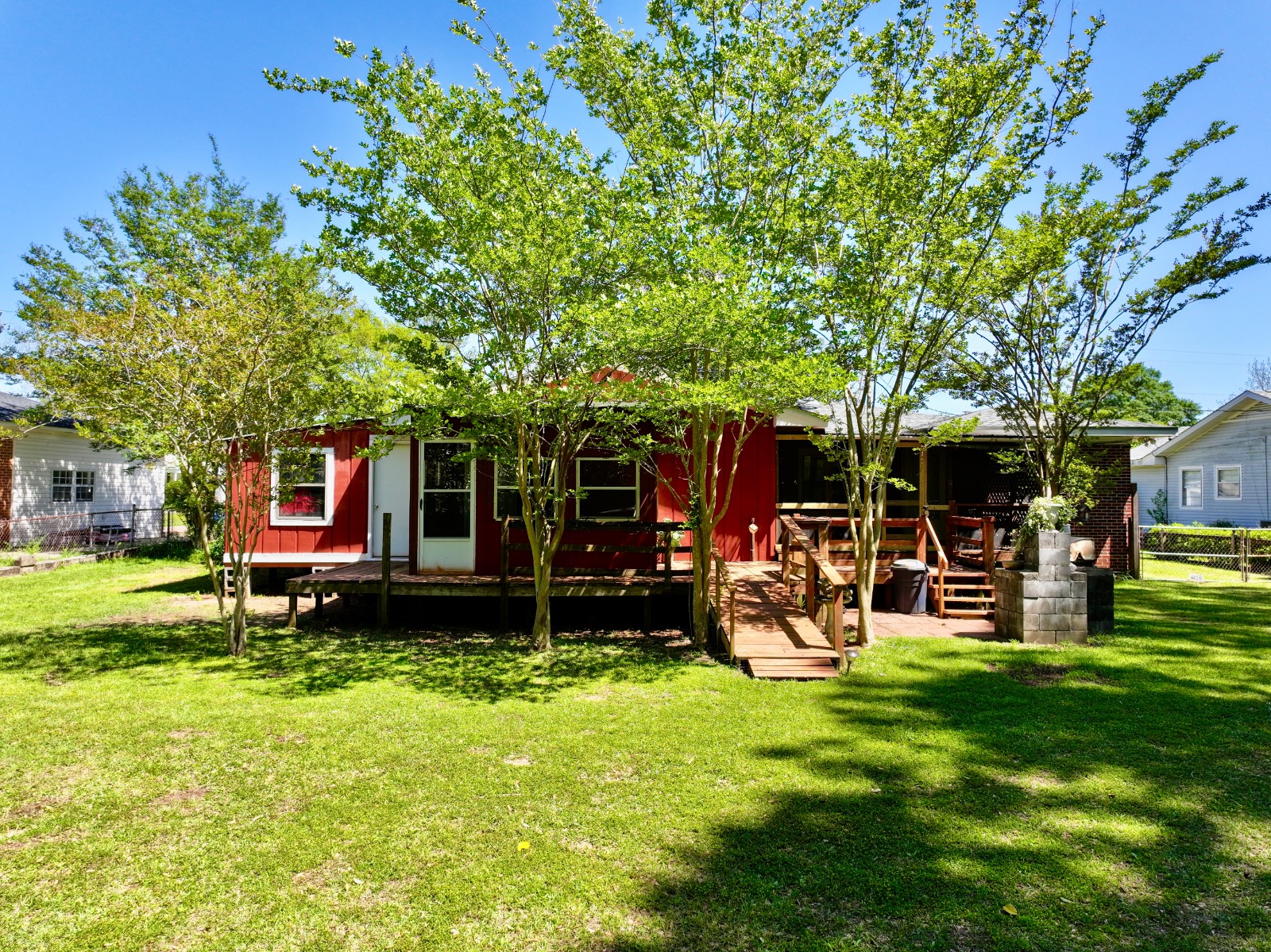 1351 Meadowbrook Lane