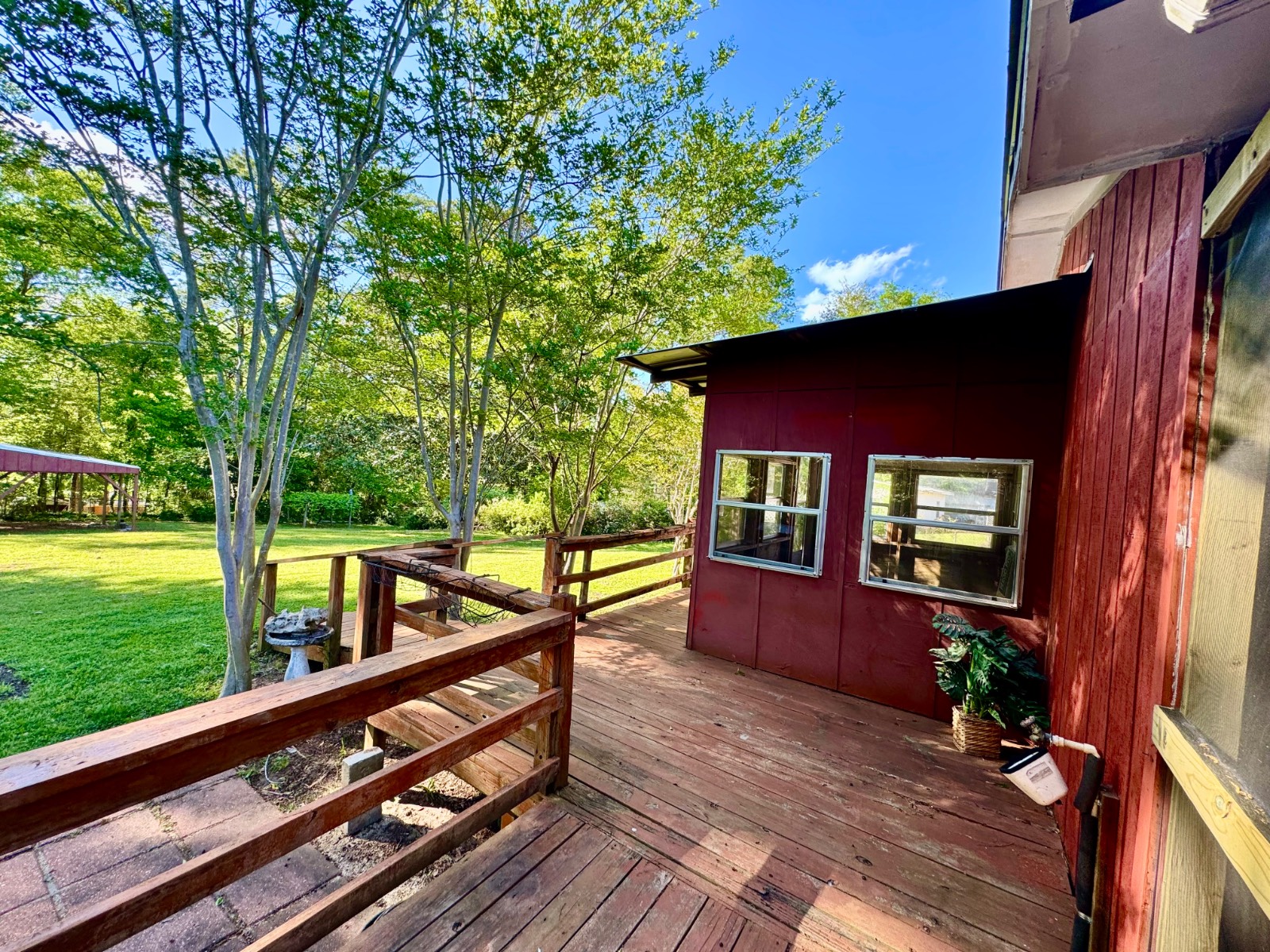 1351 Meadowbrook Lane