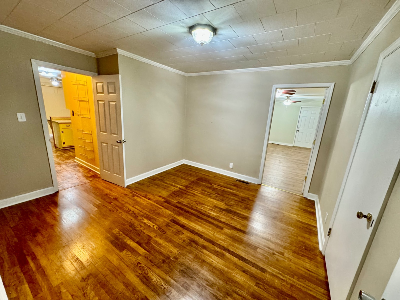 1351 Meadowbrook Lane