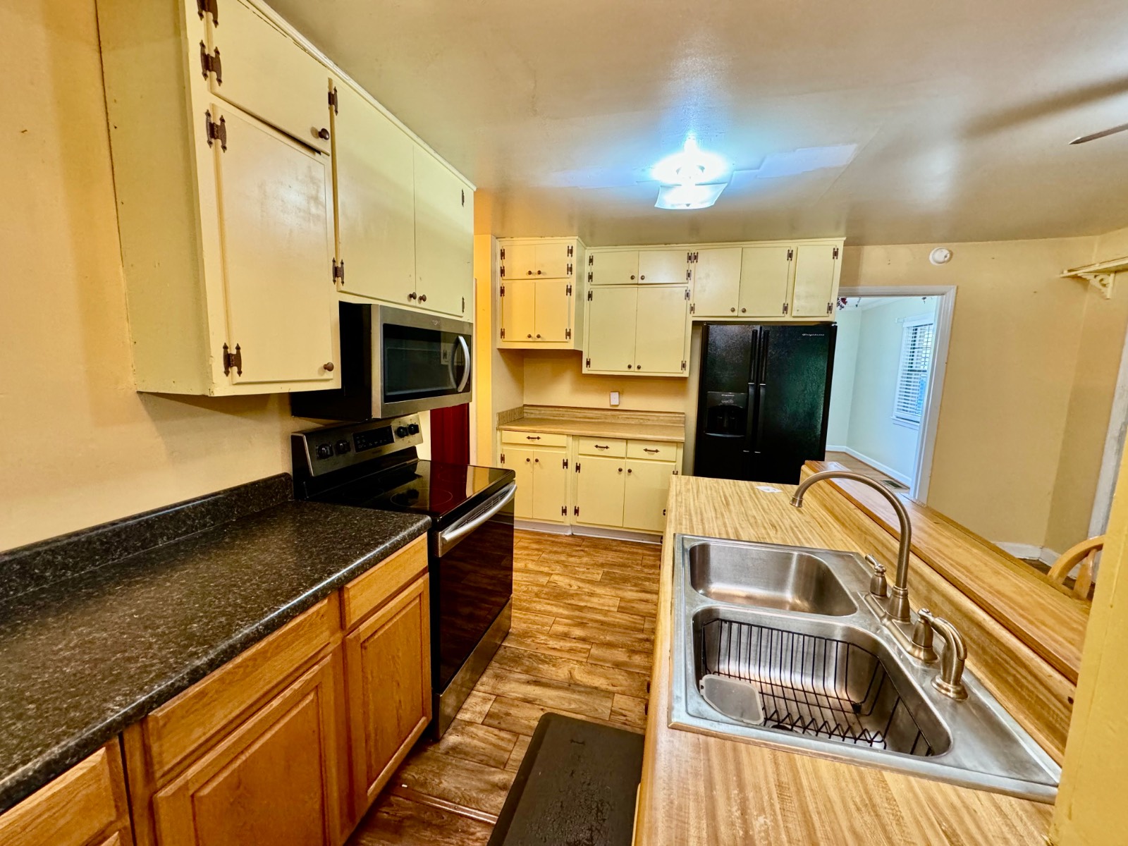 1351 Meadowbrook Lane