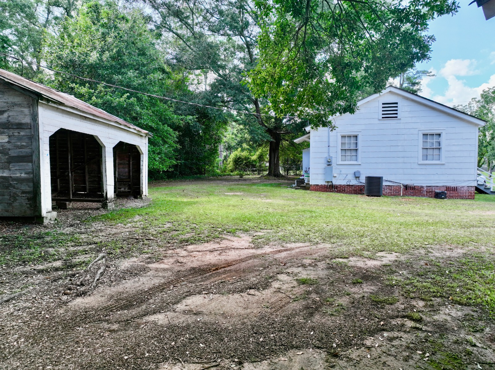 101 Finley Circle 101, 103, 105, 107