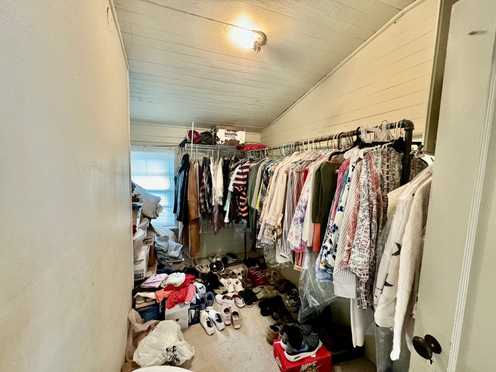711 Mulberry Ave