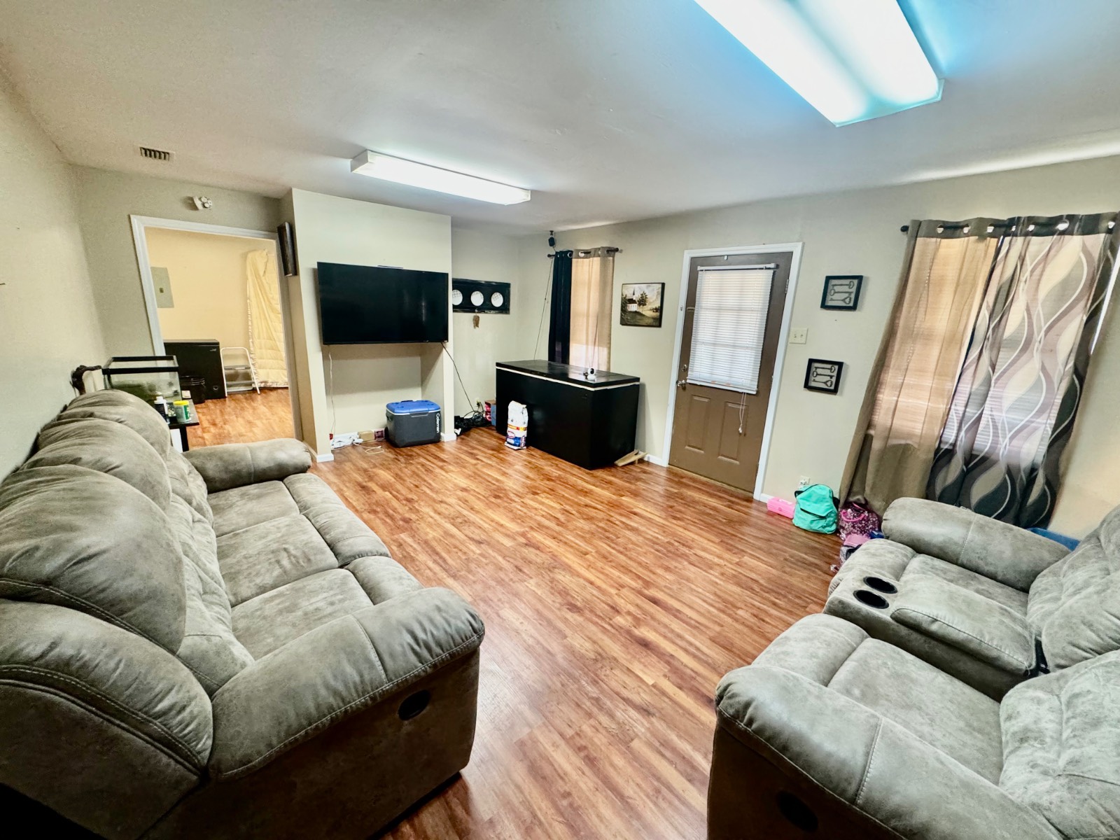 1004 Forest Ave