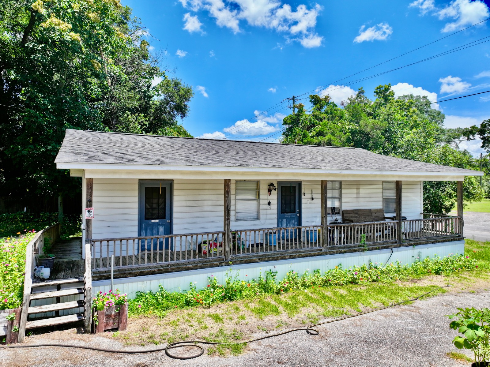 1004 Forest Ave