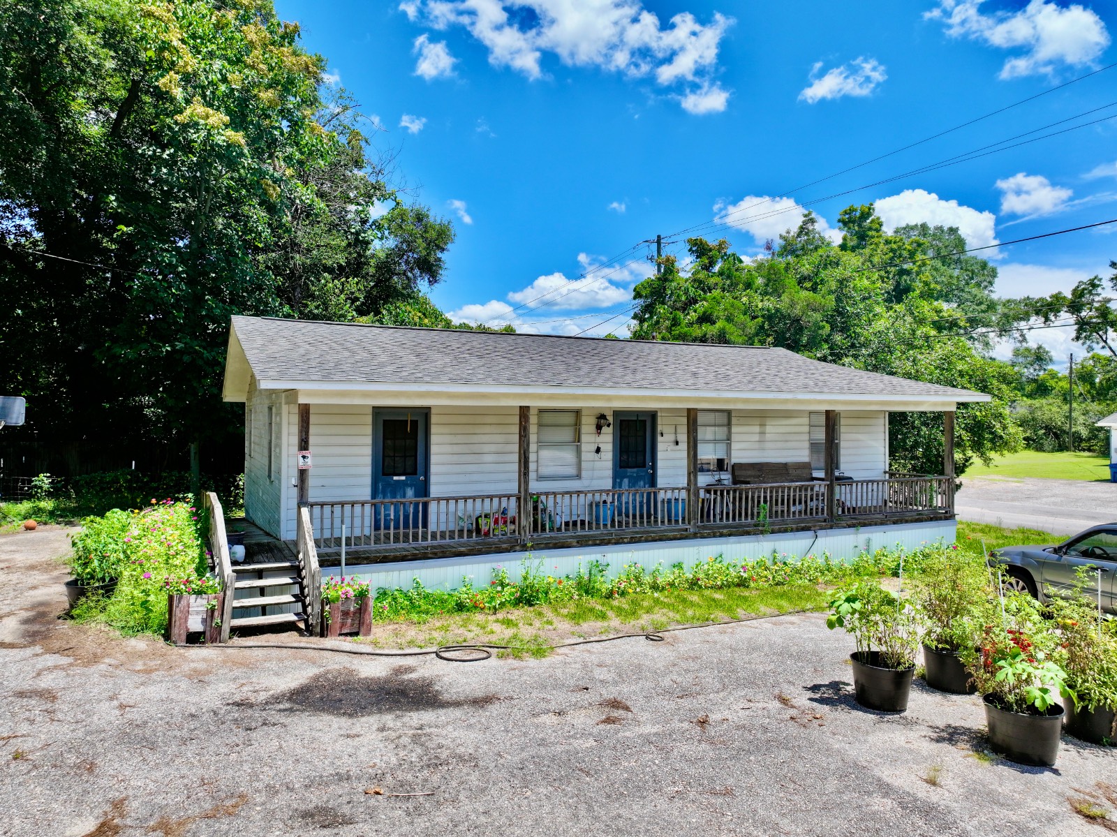 1004 Forest Ave