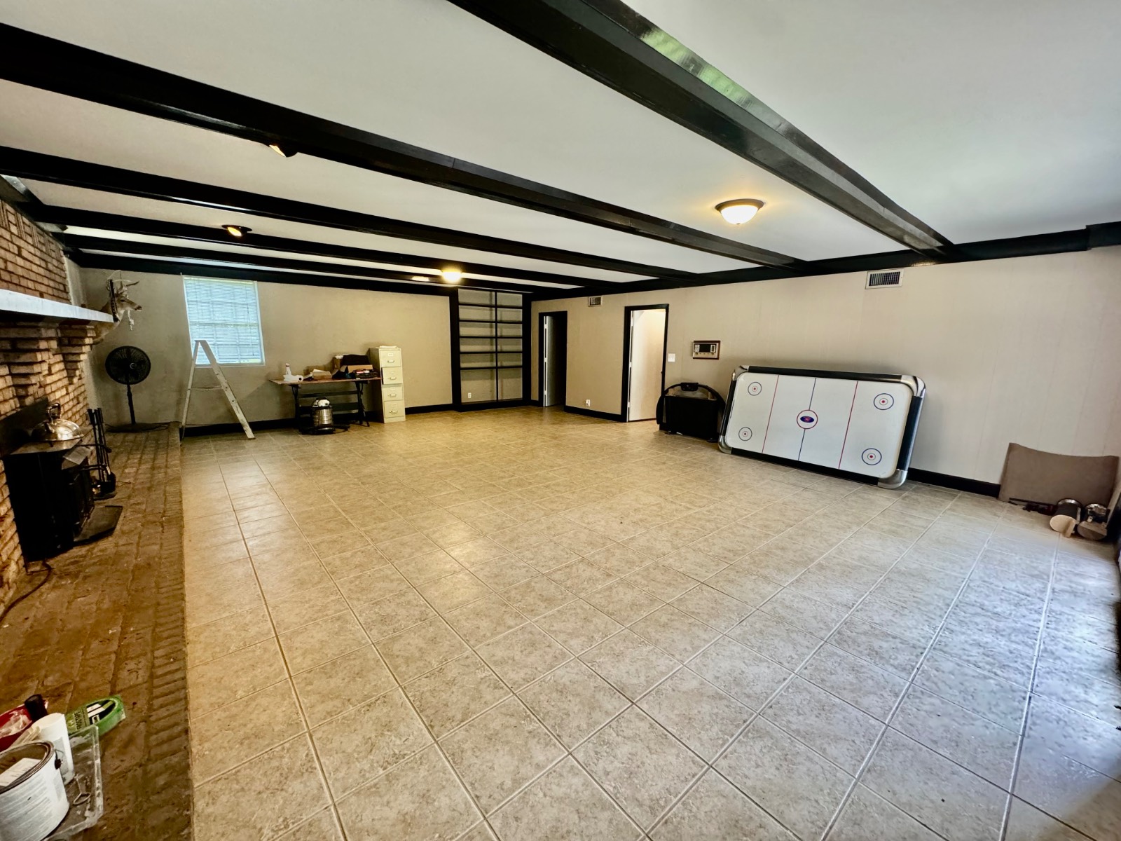 410 Edgewood Circle