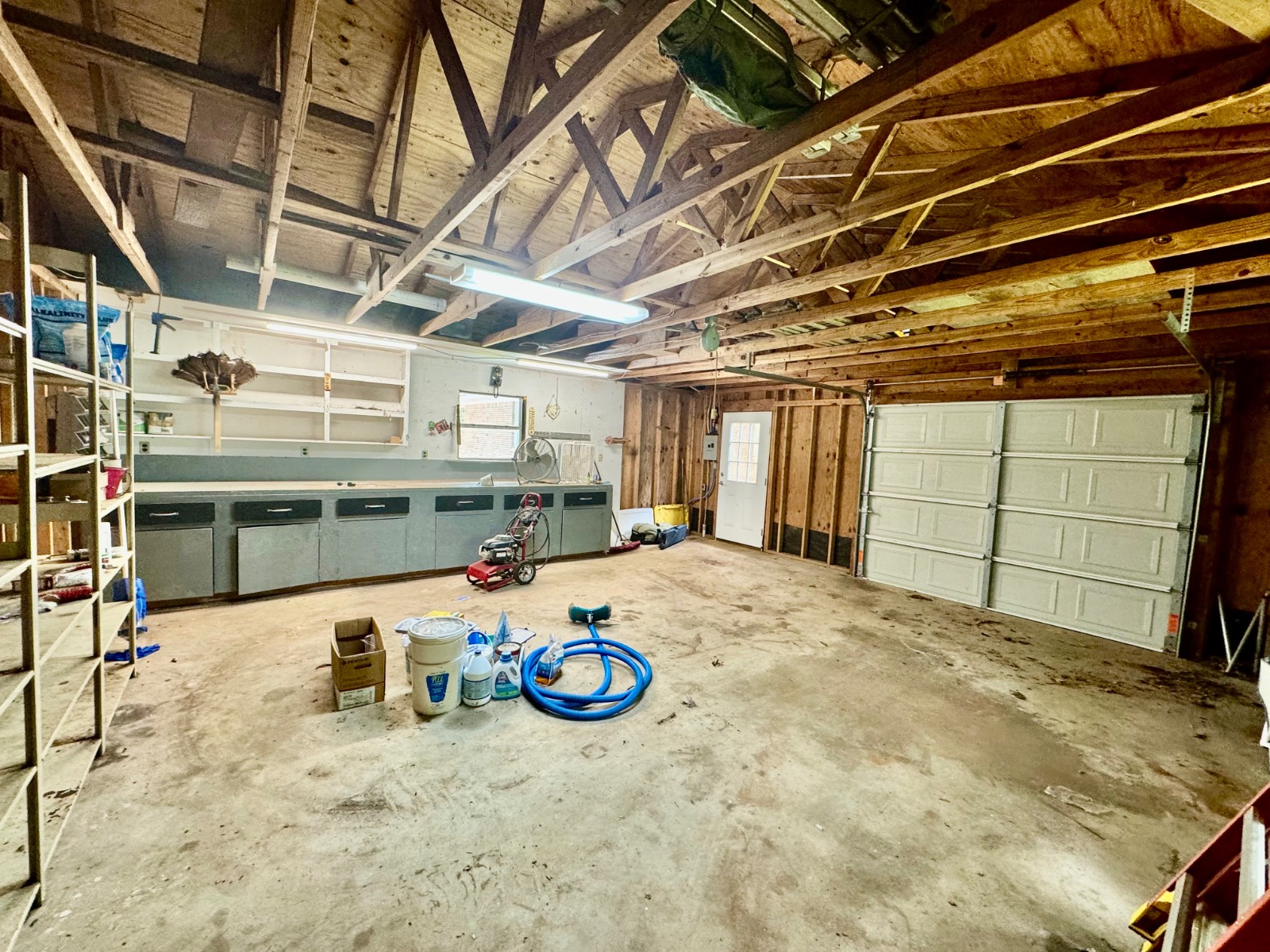 410 Edgewood Circle