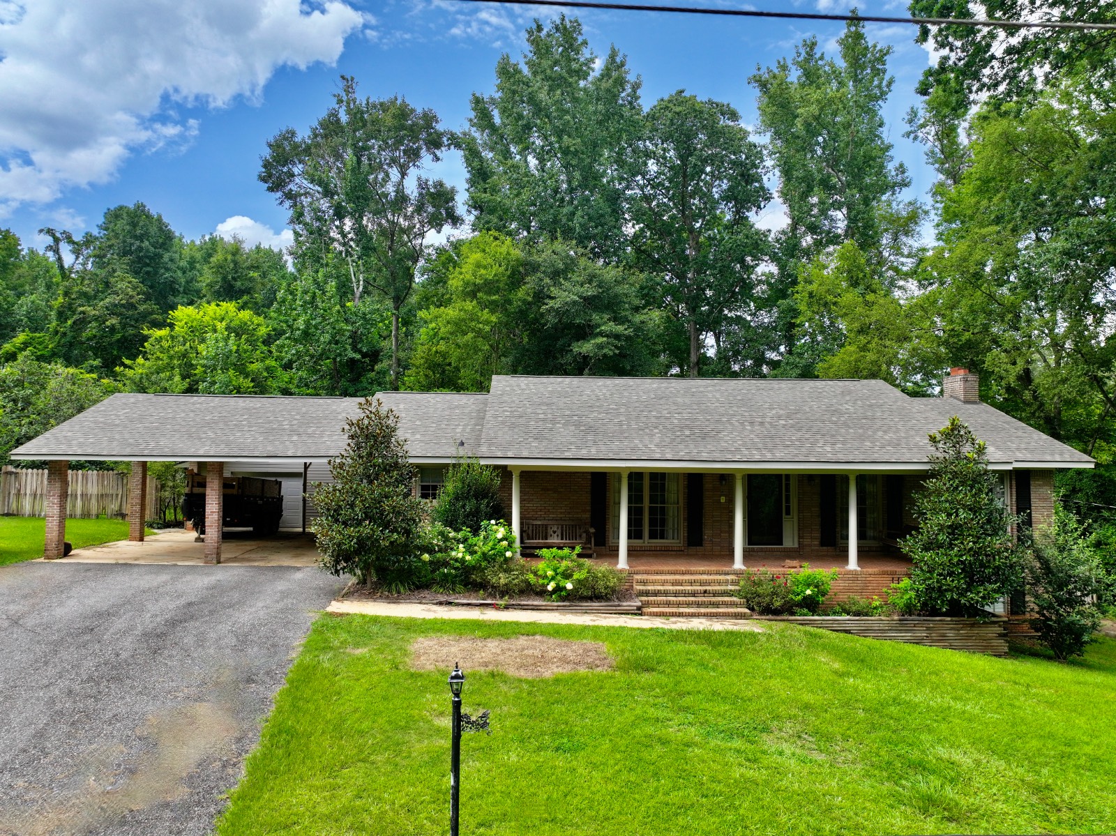 410 Edgewood Circle