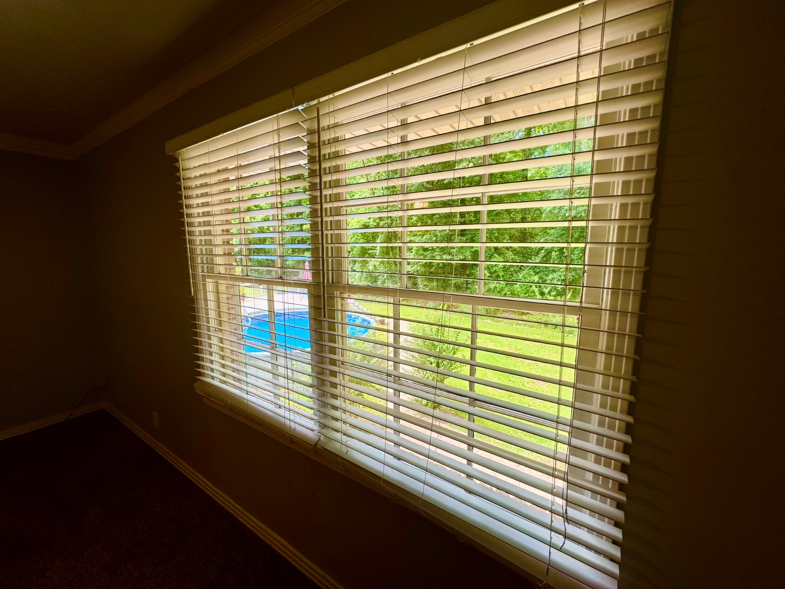 410 Edgewood Circle