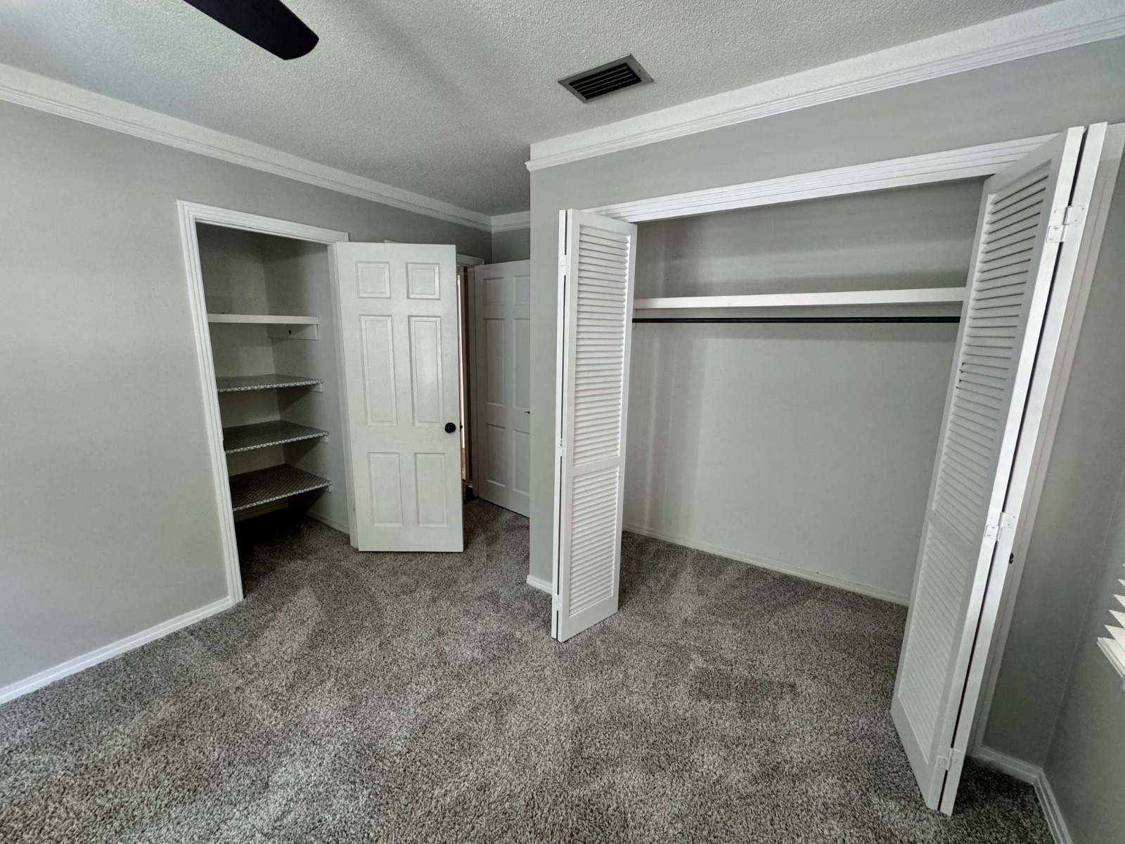 410 Edgewood Circle