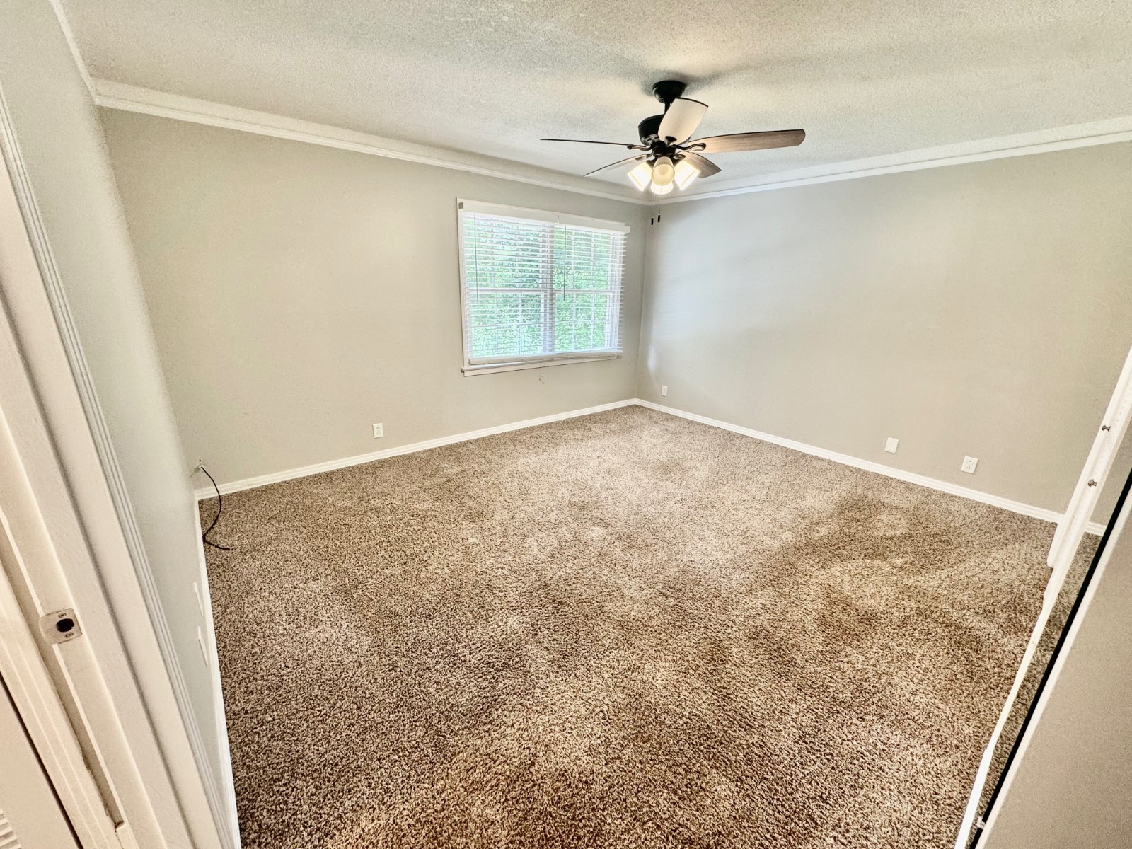 410 Edgewood Circle