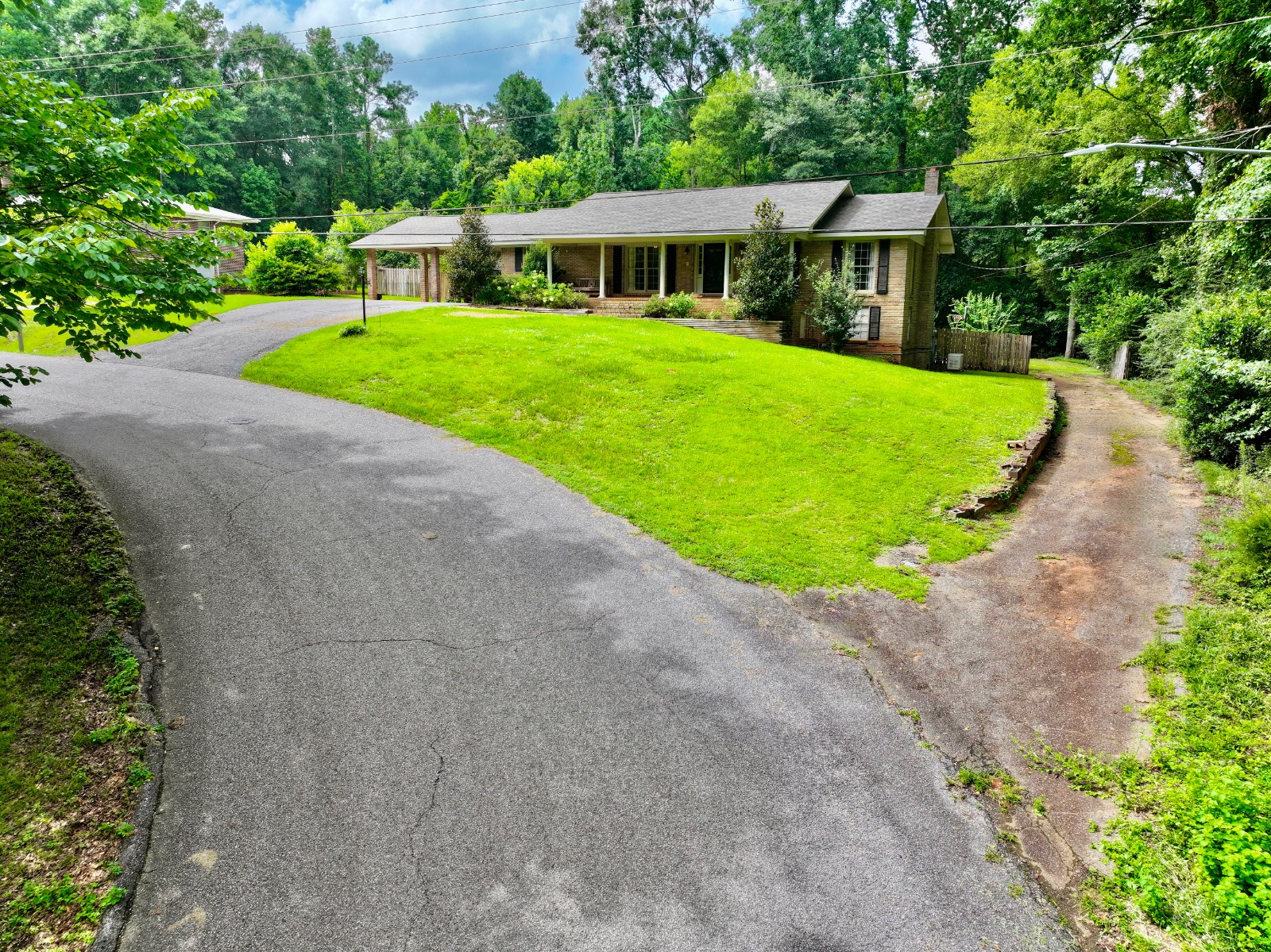 410 Edgewood Circle